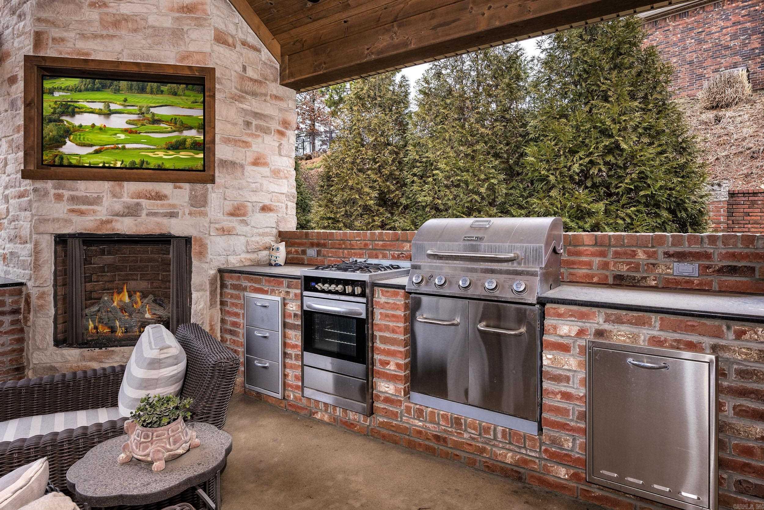 GREYSTONE - Residential