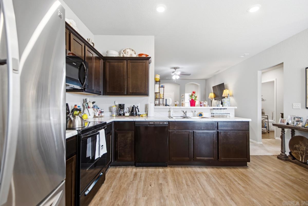 FECHERS PRAIRIE MEADOWS S/D - Residential