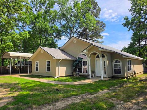 Photo of 150 Lakeaire Terrace, Hot Springs, AR 71913 (MLS # 26017740)