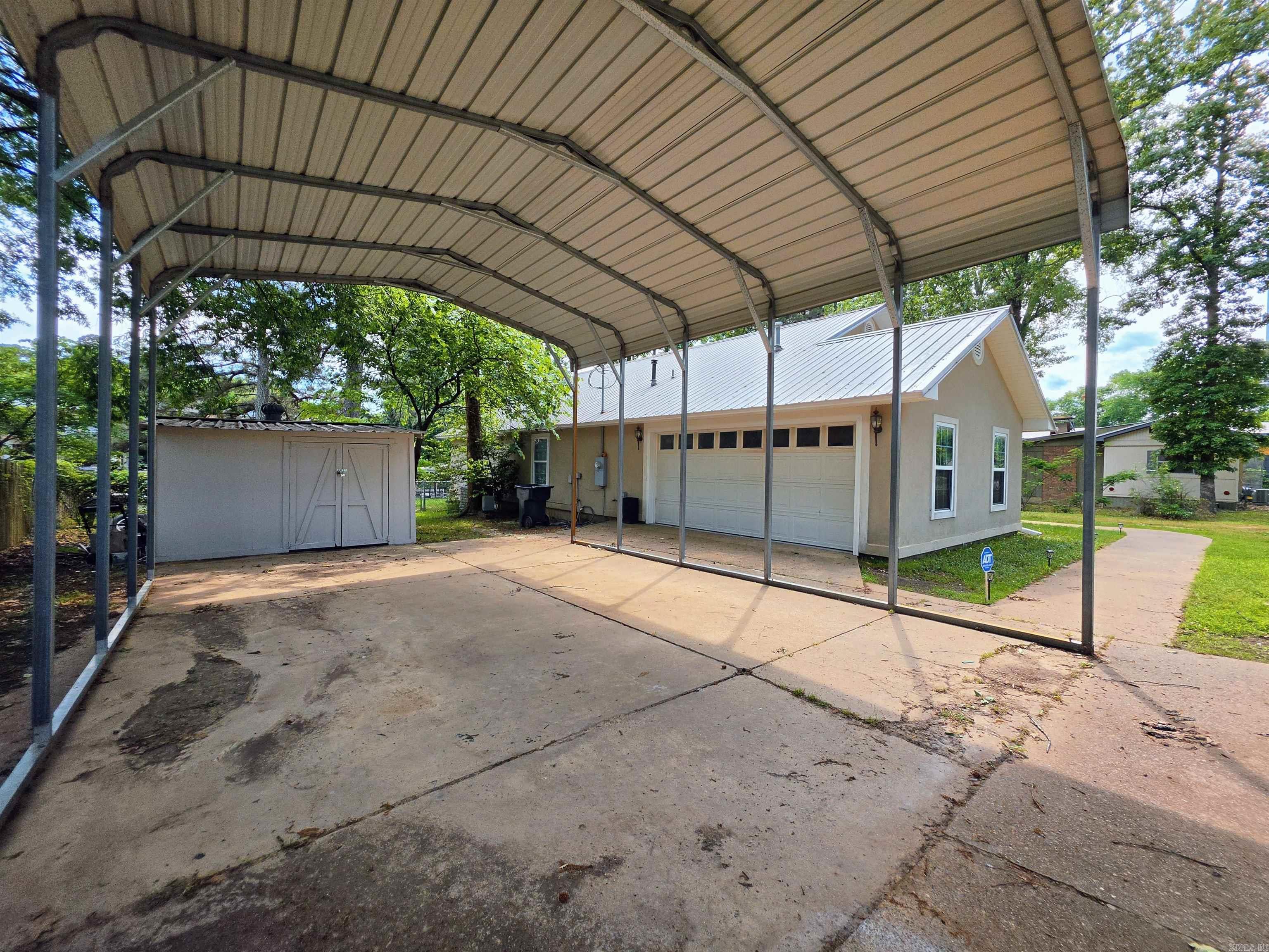 Lake Aire - Residential