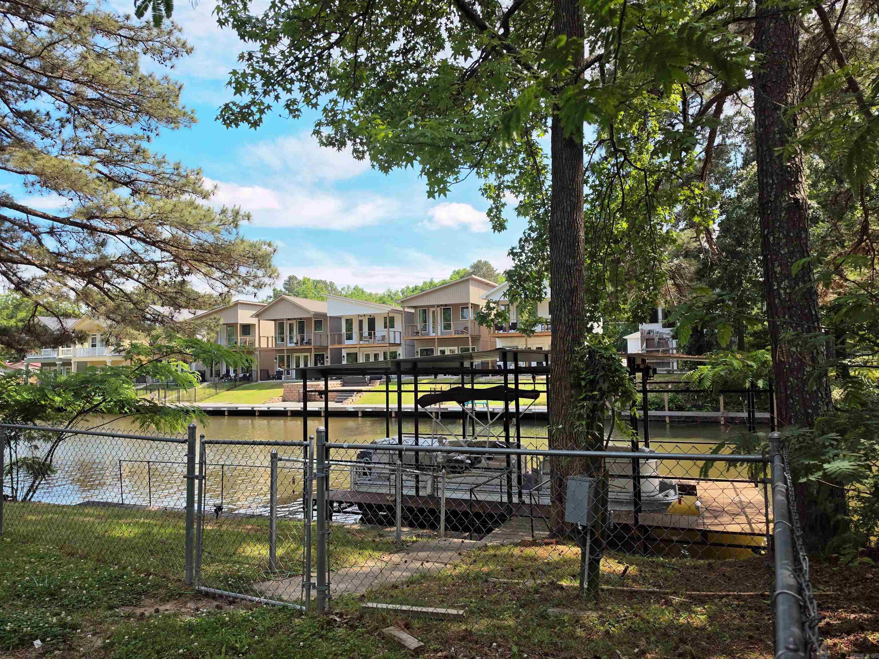 Lake Aire - Residential