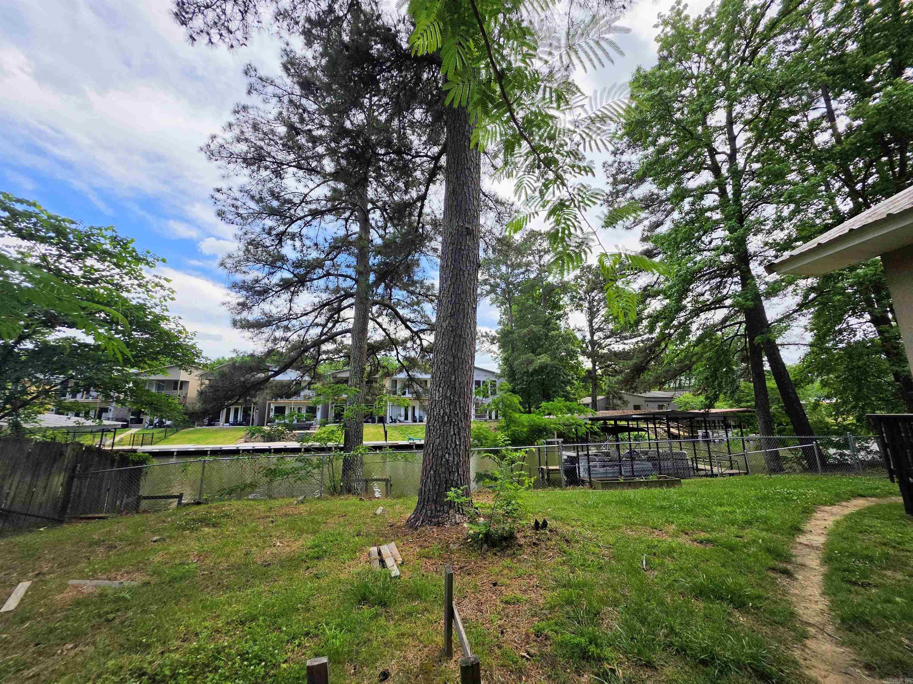 Lake Aire - Residential