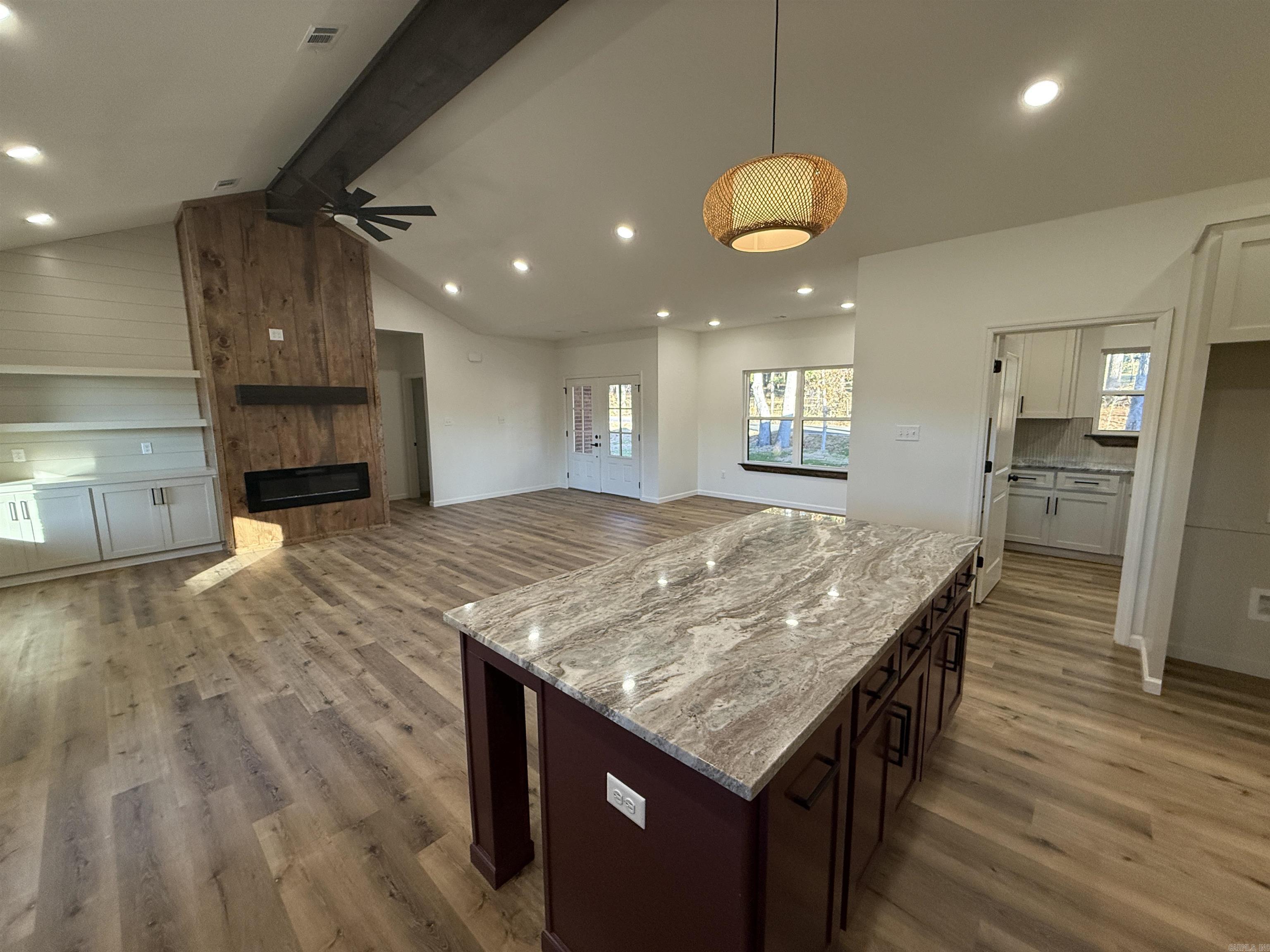 STAGECOACH ESTATES - Residential