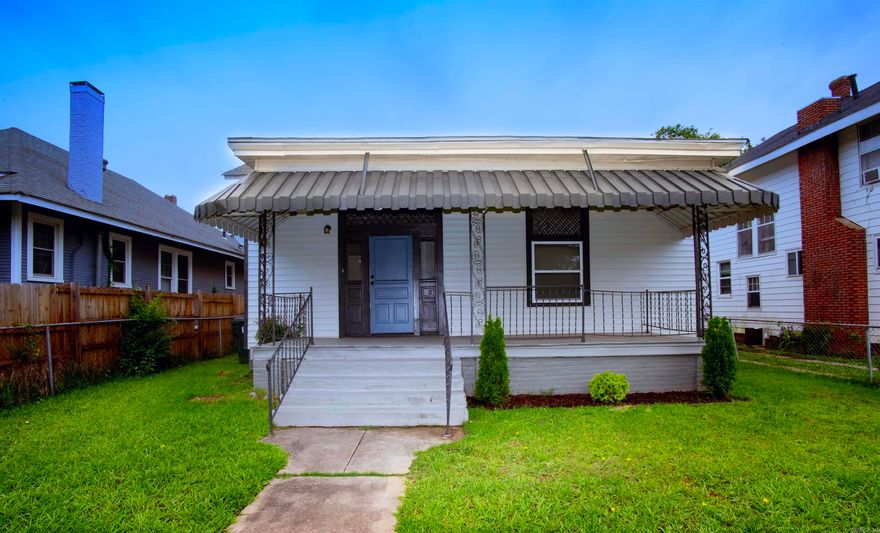 4BD/2BA. Cozy living room with fireplace. Dining area for hosting friends and family. New granite countertops in kitchen. Plenty of space throughout. Good size partially fenced yard. This location is minutes away from everything downtown Little Rock has to offer.