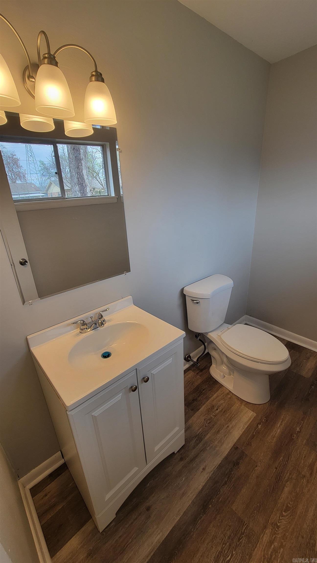 DELTA LAWN - Residential