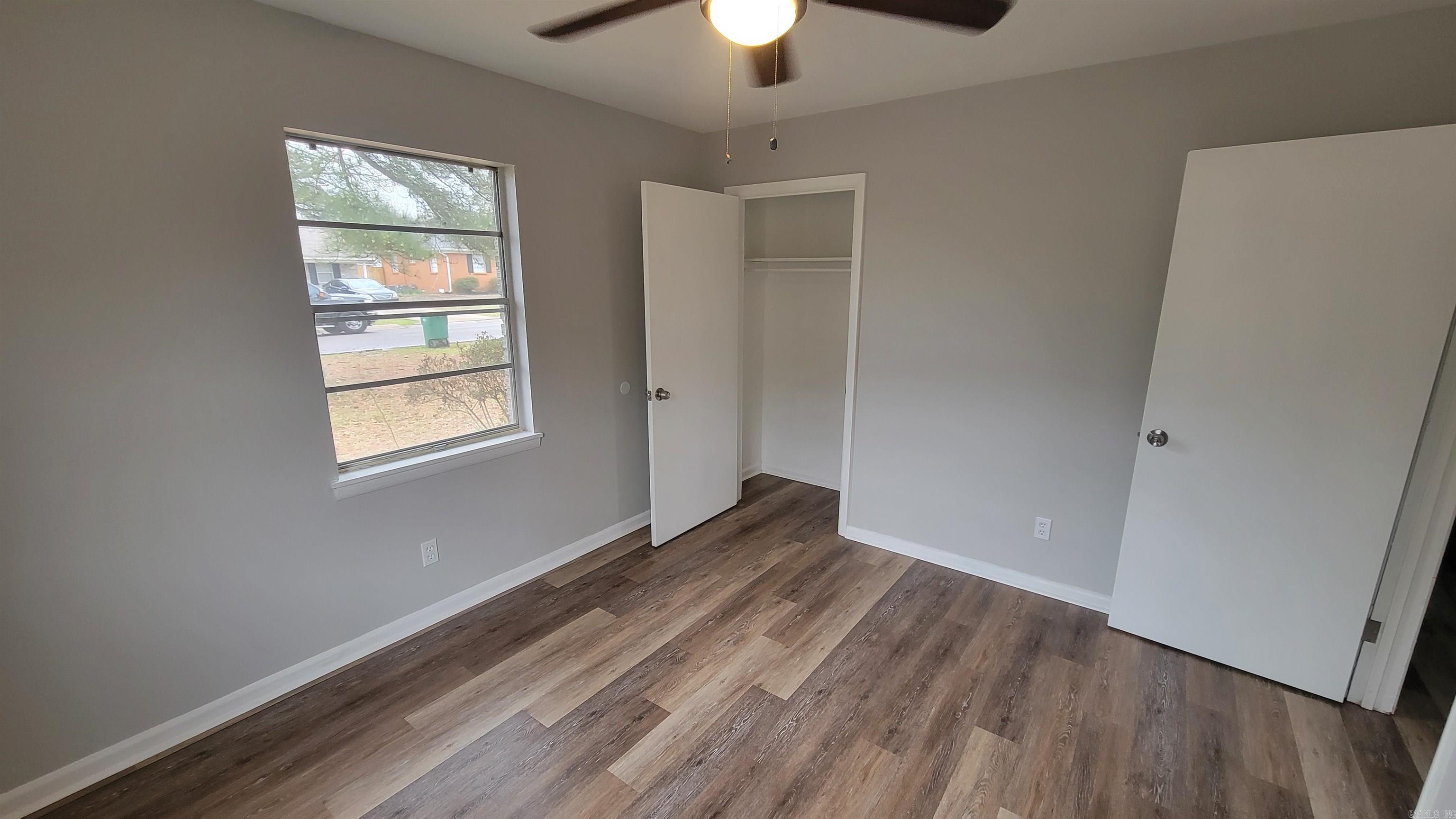 DELTA LAWN - Residential