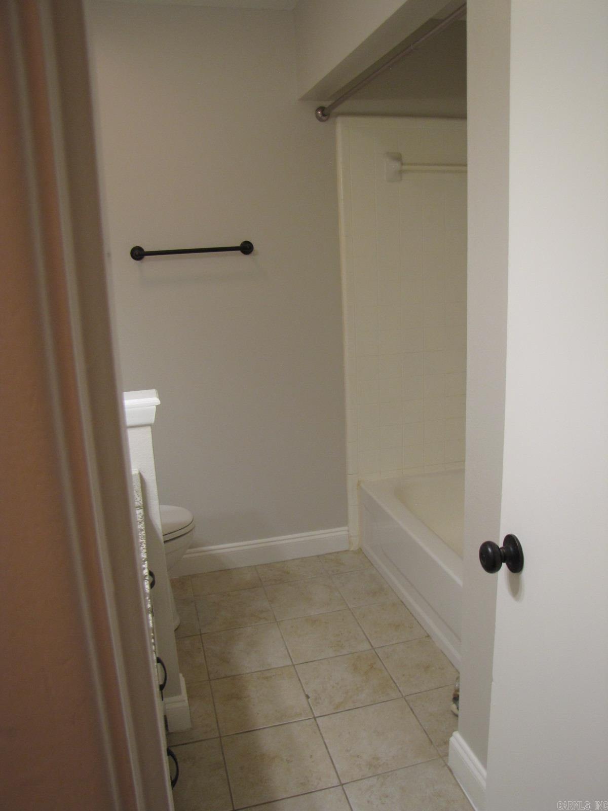 PARKWAY PLACE - Residential Lease