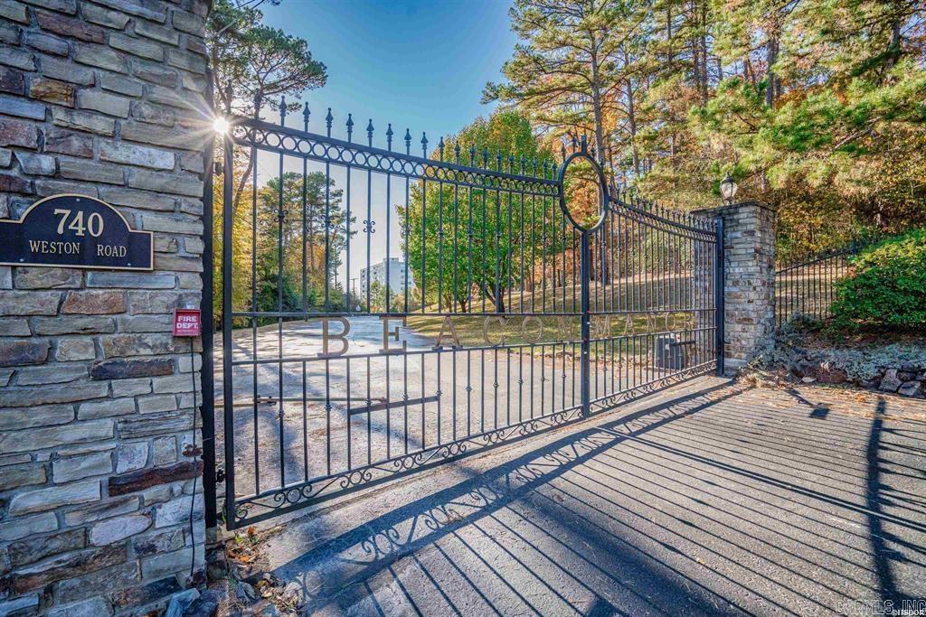 BEACON MANOR HPR - Residential
