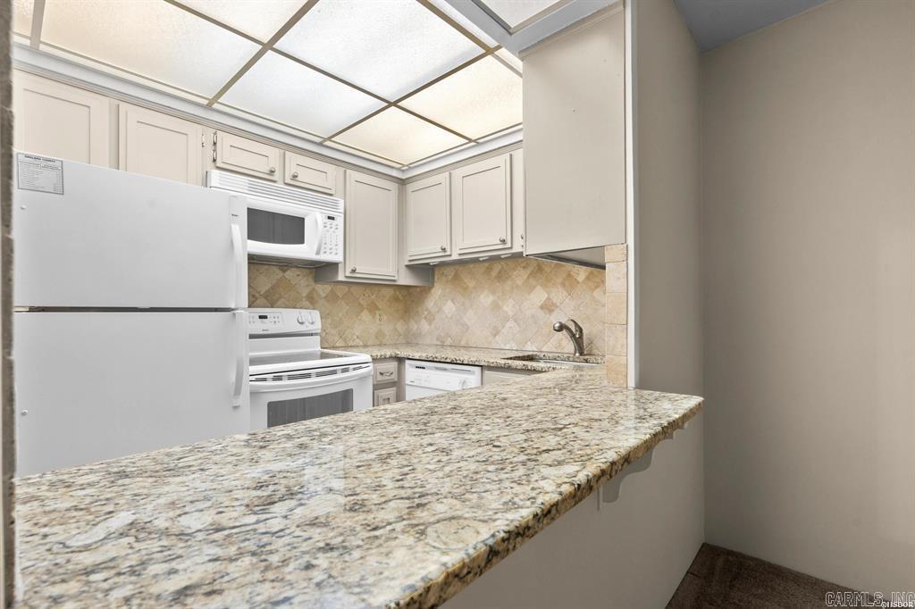 BEACON MANOR HPR - Residential