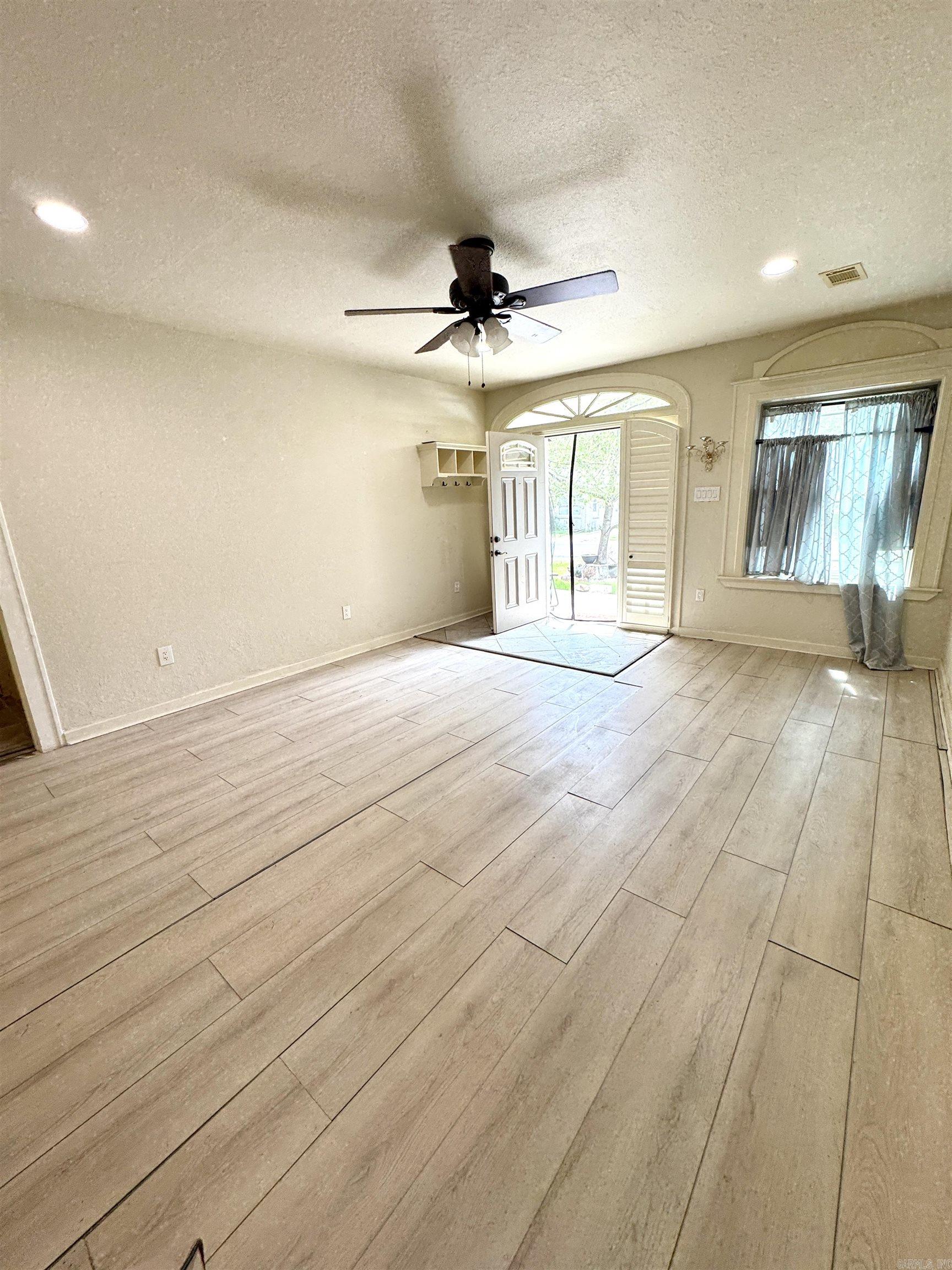 HORNERS - Residential