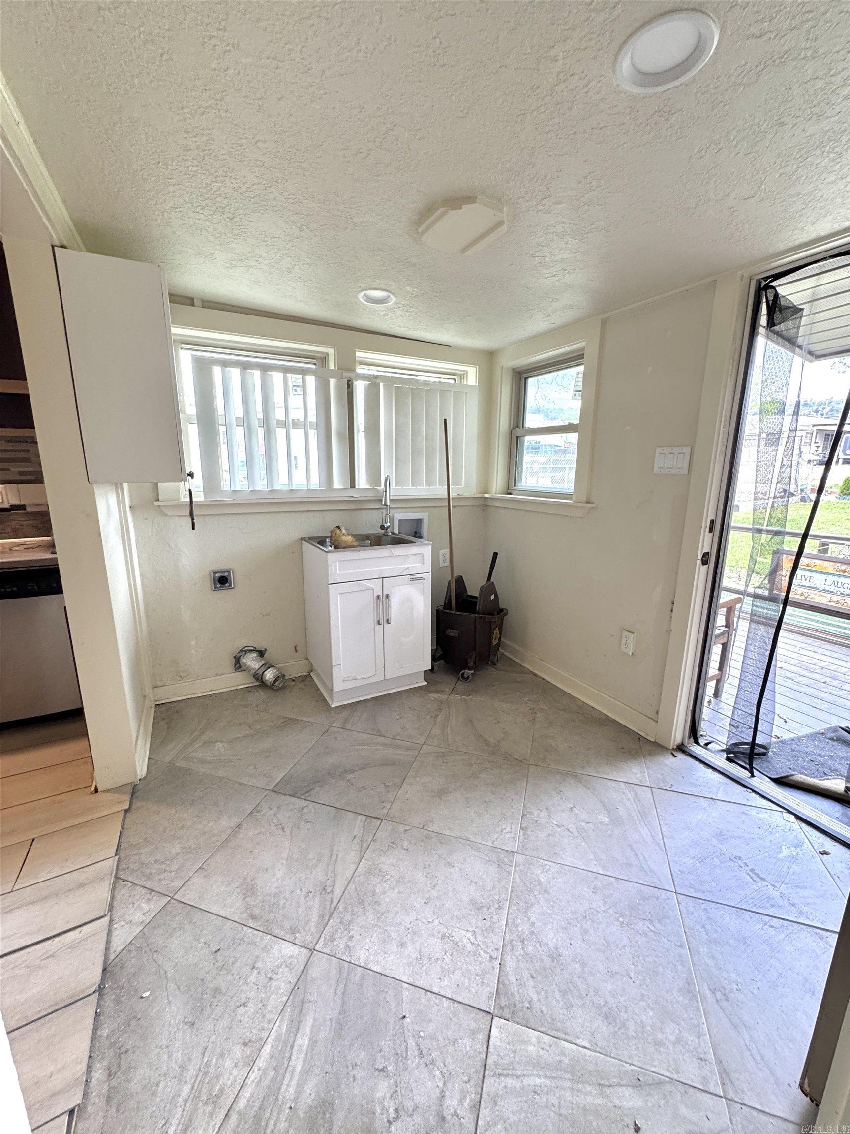 HORNERS - Residential