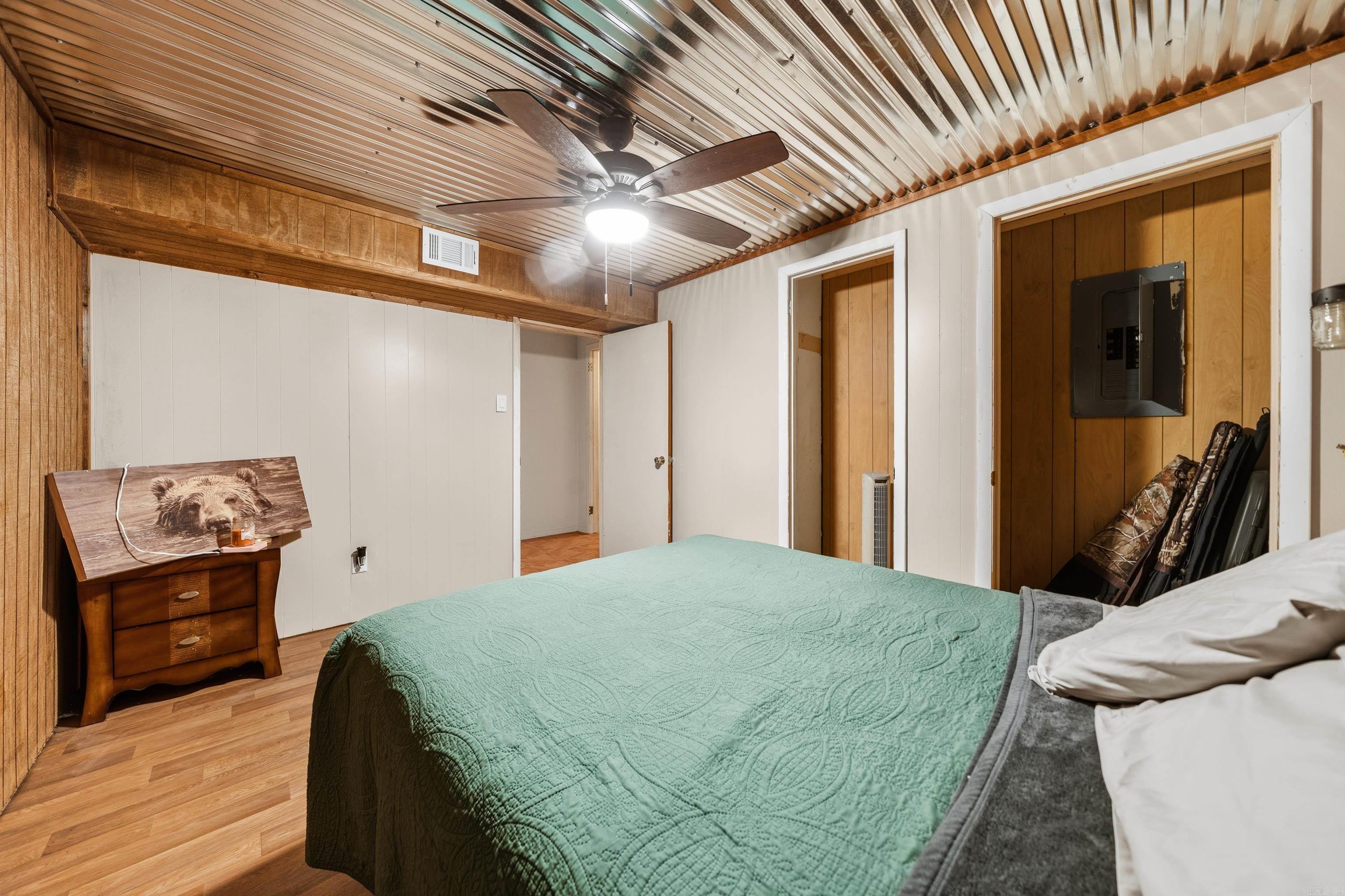 Sherwood Forest - Residential