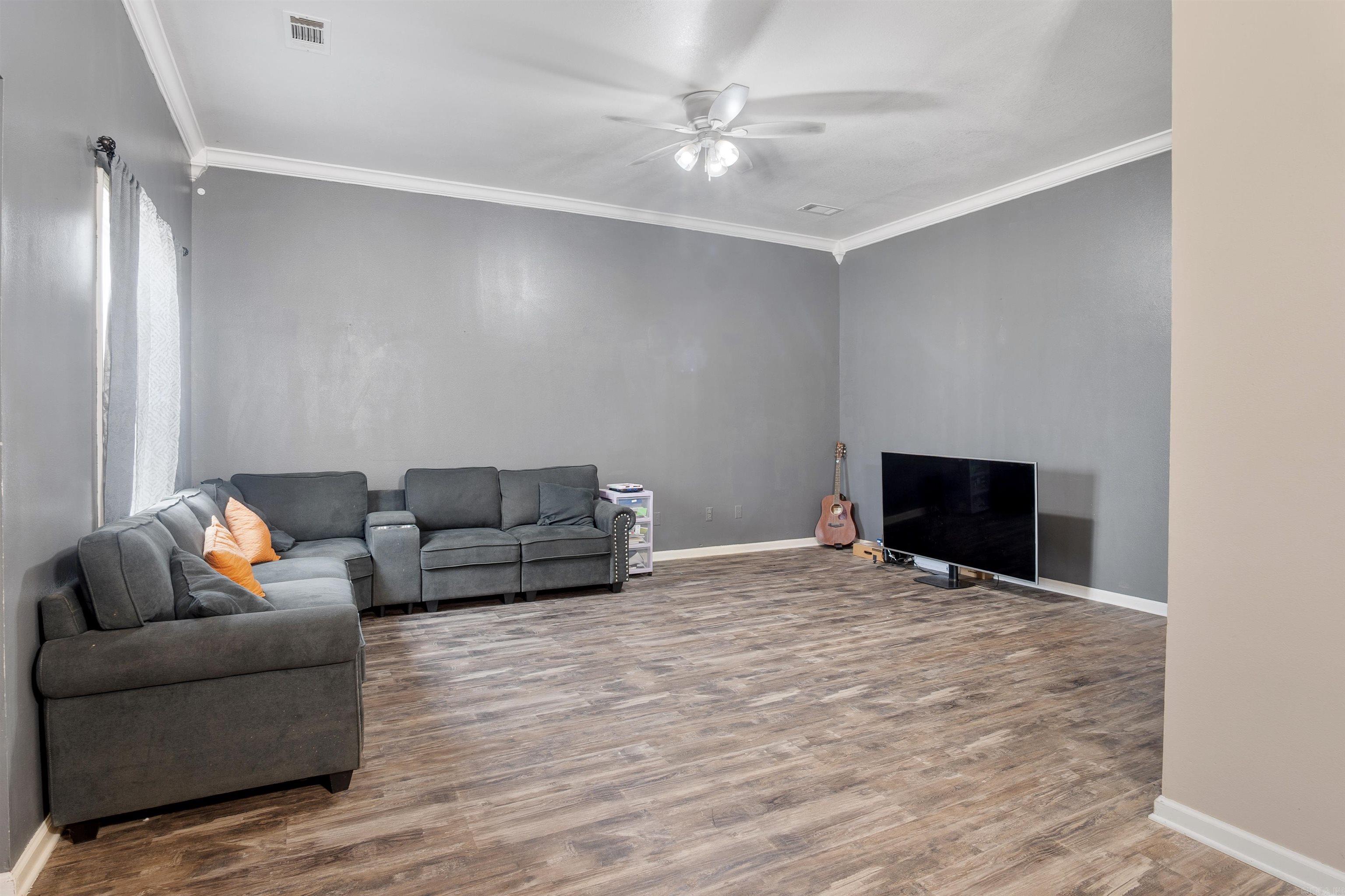 DEERFIELD ESTATES - Residential