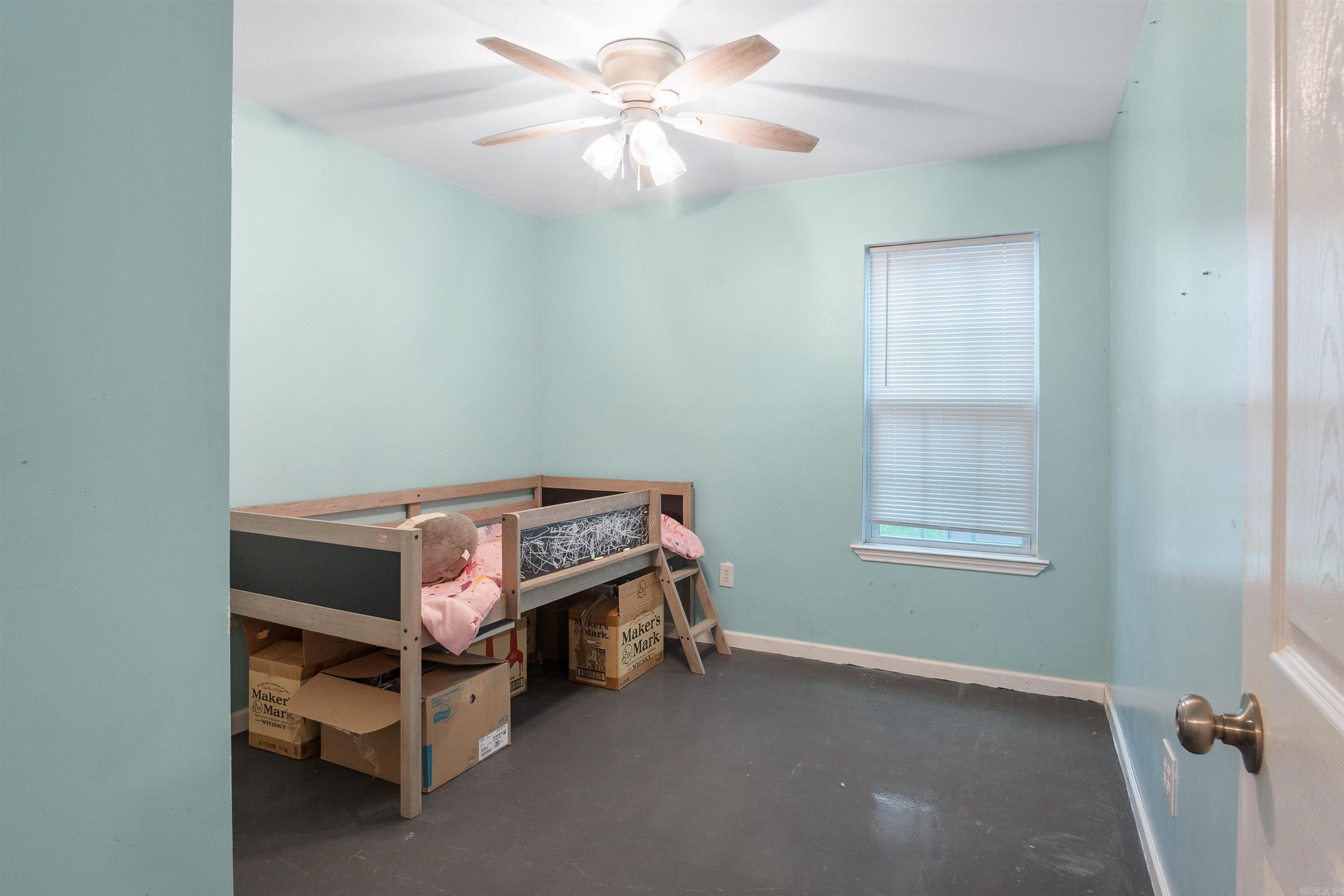 DEERFIELD ESTATES - Residential