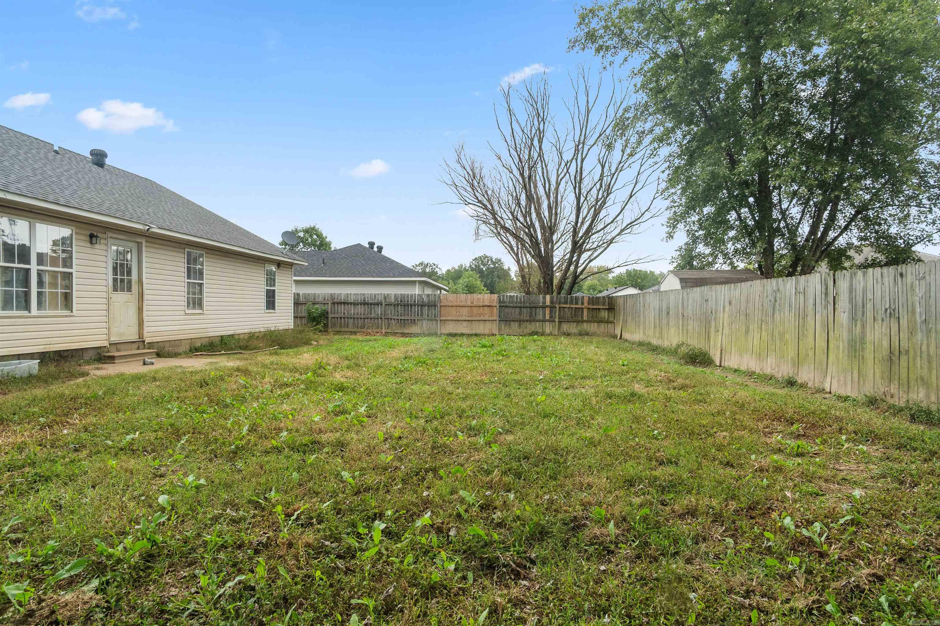 DEERFIELD ESTATES - Residential