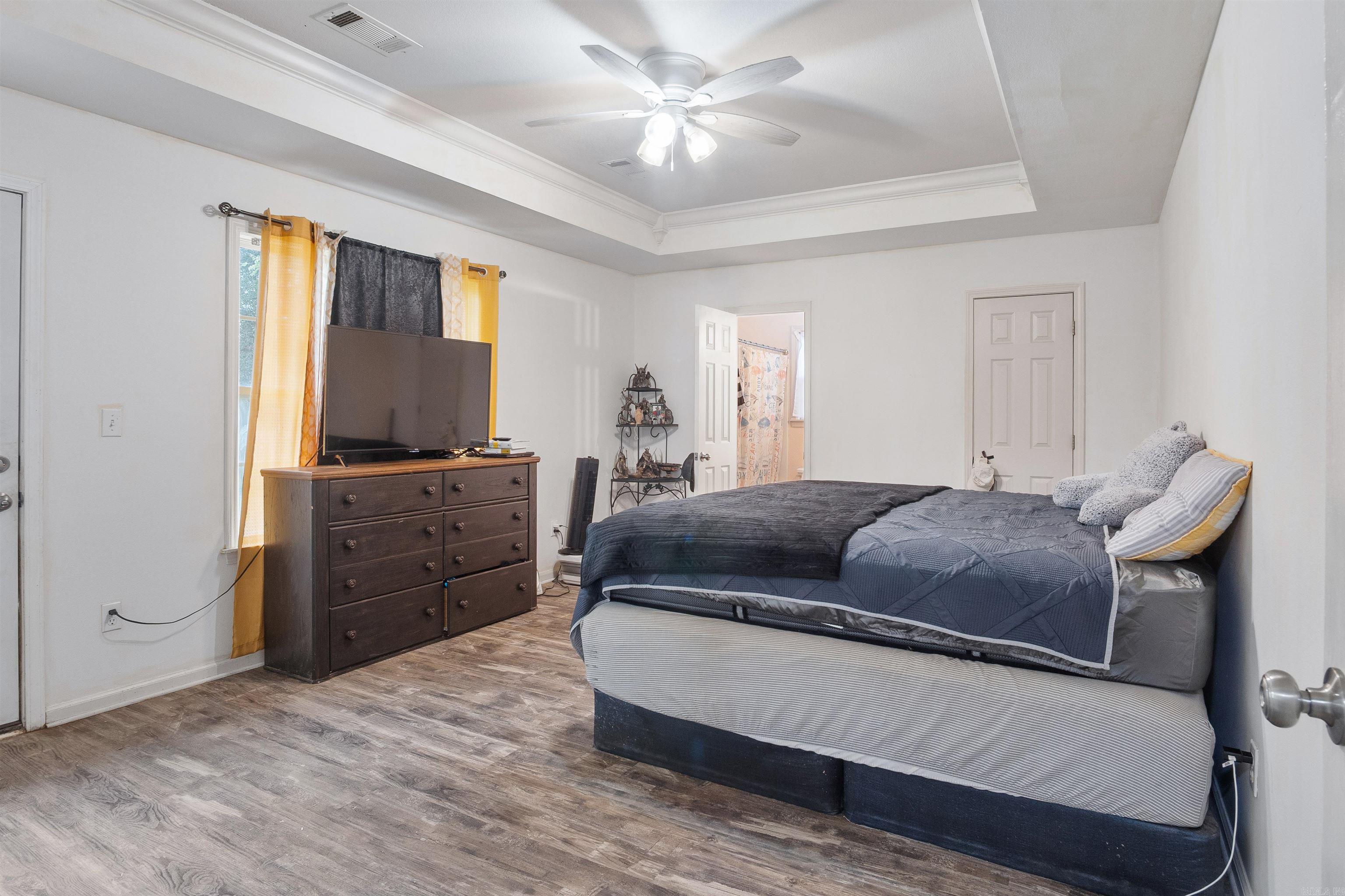 DEERFIELD ESTATES - Residential