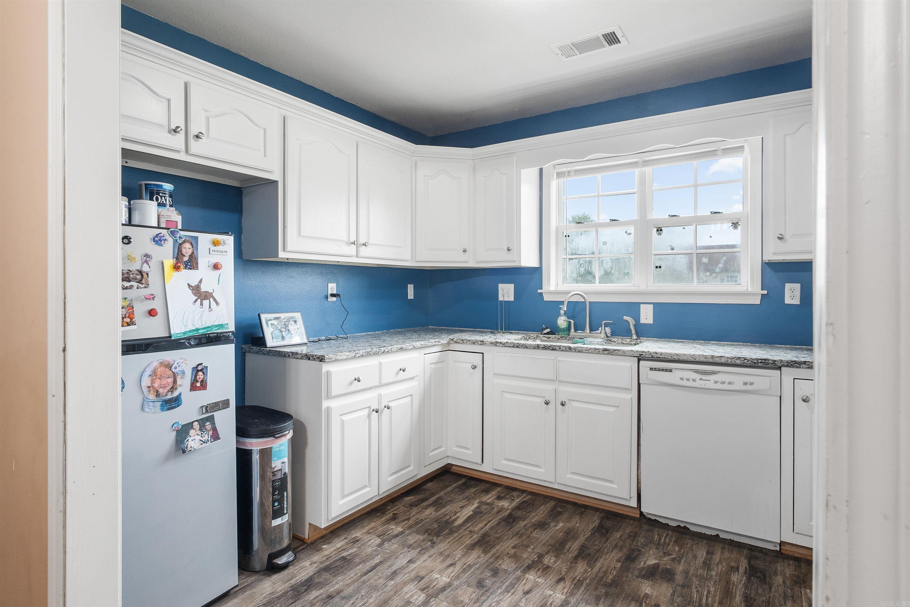 DEERFIELD ESTATES - Residential