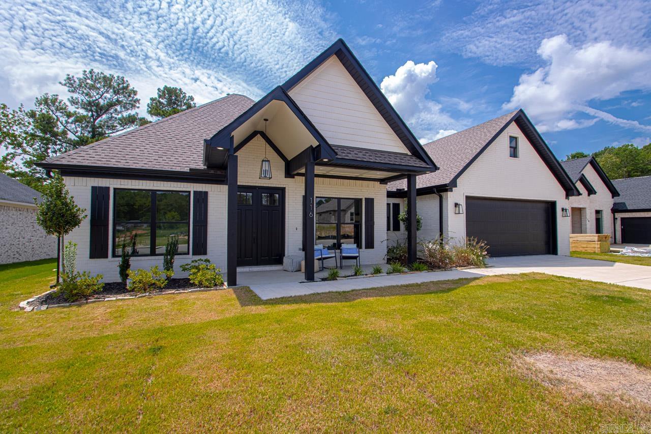 Photo 2 of 32 of 116 Harmony Village dr house