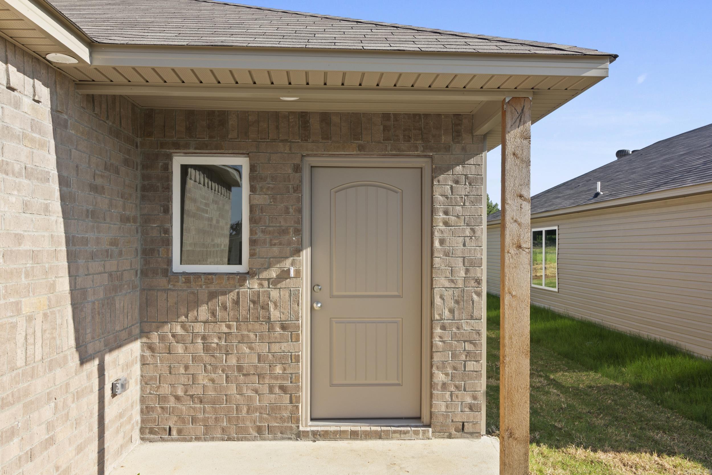 COUNTRY CLUB OF ARK THE - Residential