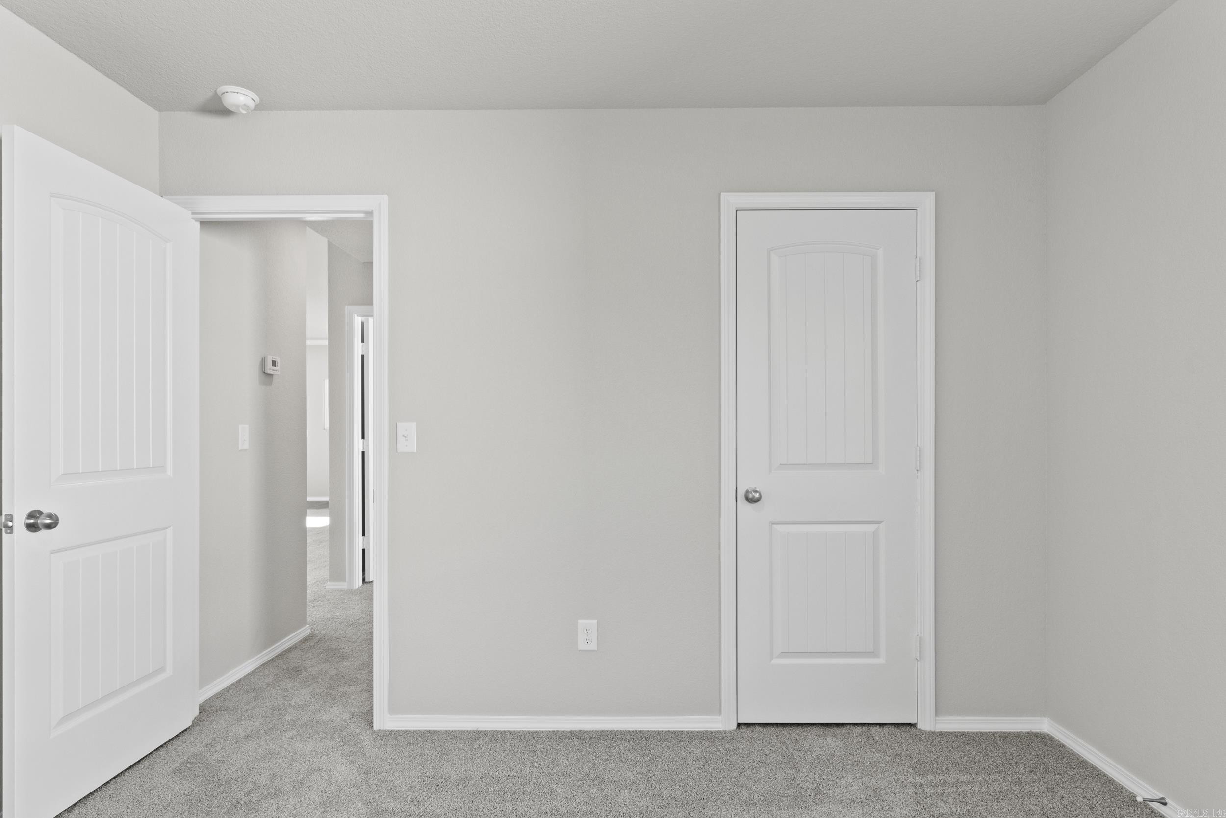 COUNTRY CLUB OF ARK THE - Residential