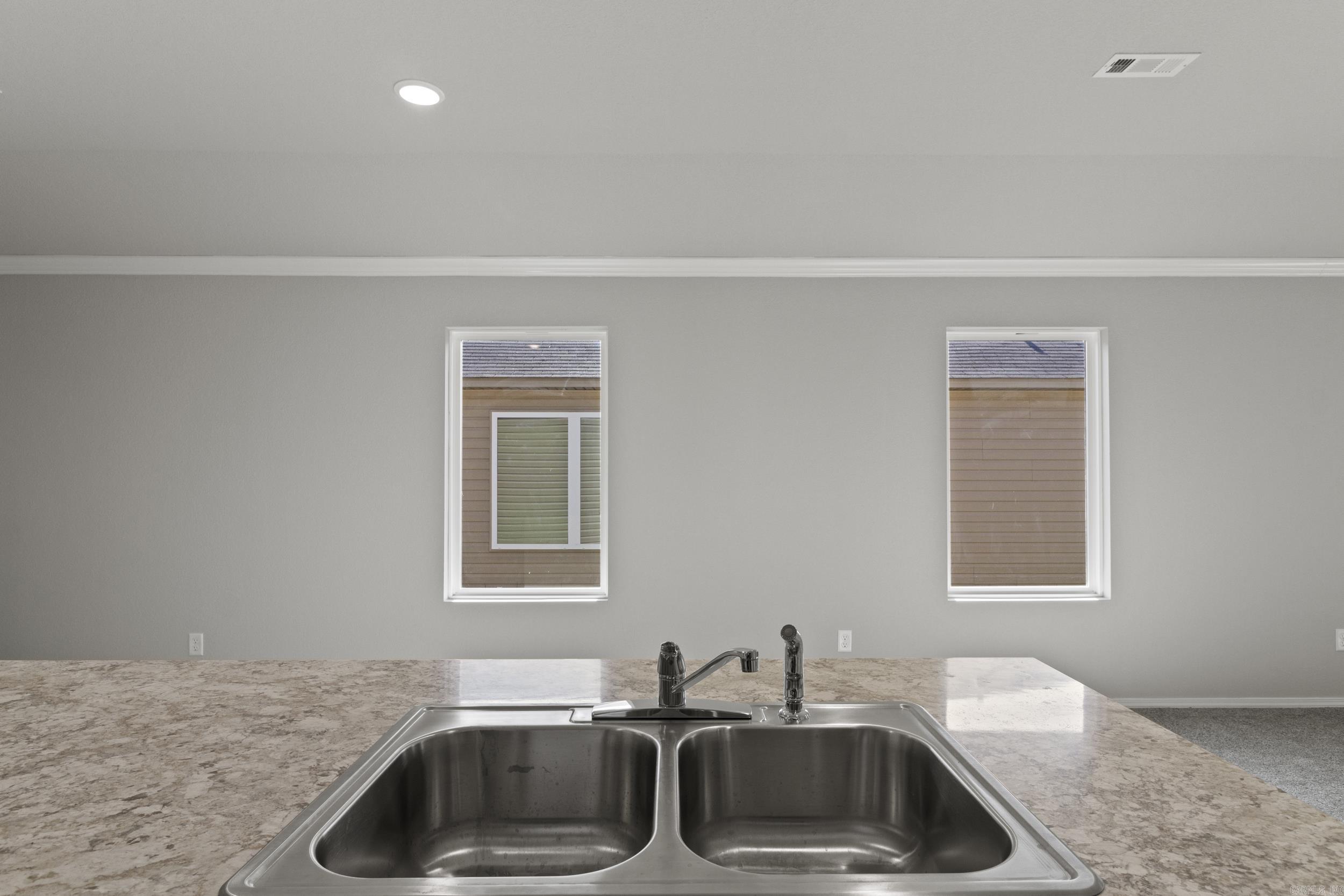 COUNTRY CLUB OF ARK THE - Residential