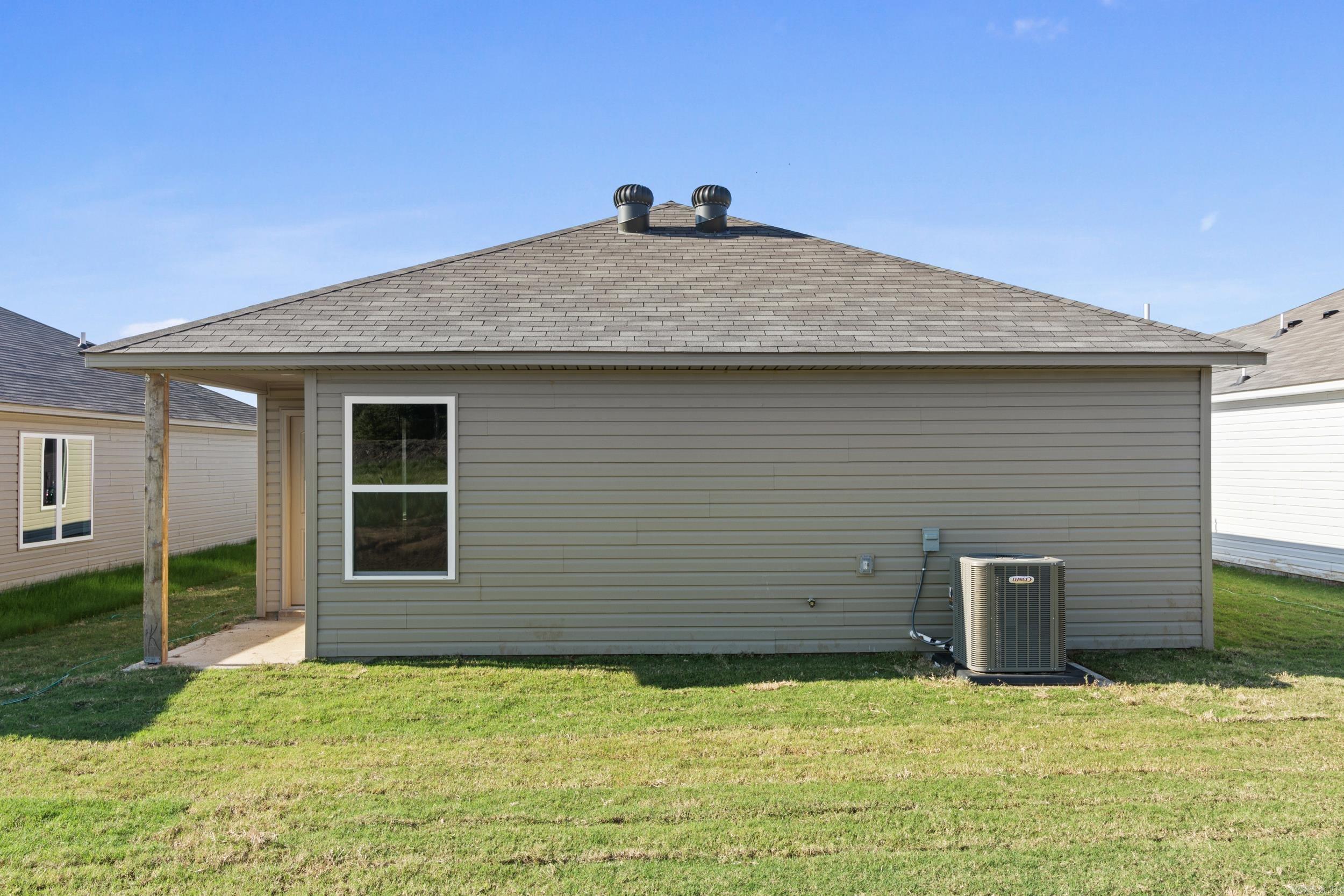 COUNTRY CLUB OF ARK THE - Residential