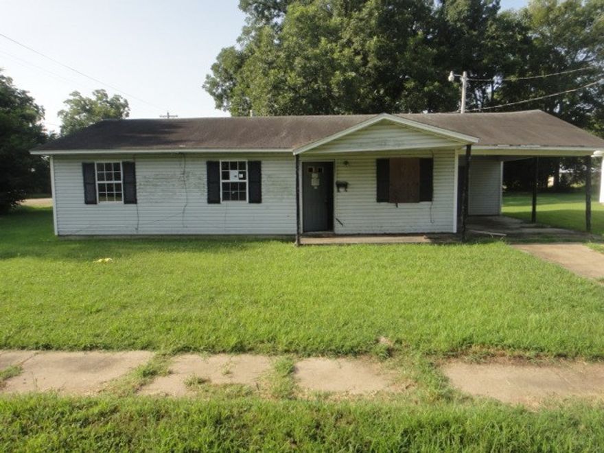 Great investment opportunity. Corner lot. Bank of America, N.A. employees and employees’ household members and HTS business partners of the Bank, are prohibited from purchasing this property, whether directly or indirectly.