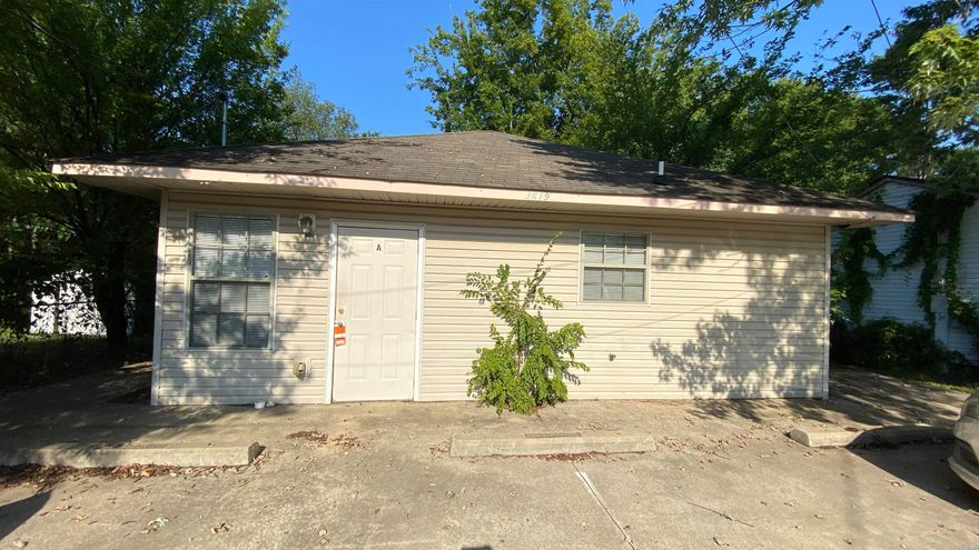 Looking for your next investment property? Check out this duplex in North Little Rock. Built in 2008. One story 3 Bed / 2 Bath units on a flat lot.  Off the street parking. Perfect to add to any real estate portfolio. Professionally managed which can continue if needed. Tenants pay all utilities and all appliances are supplied. Laundry hookups in each unit.  See agent remarks.