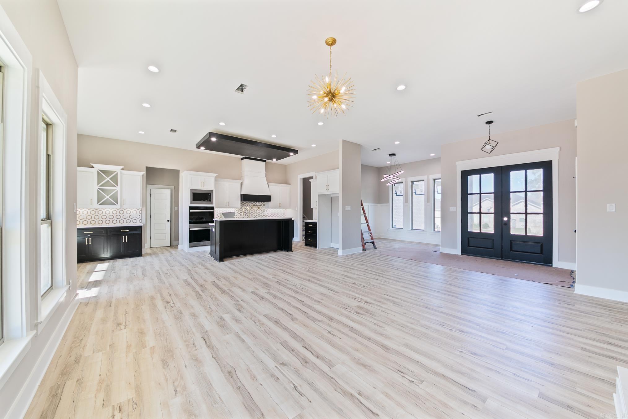 GREYSTONE - Residential