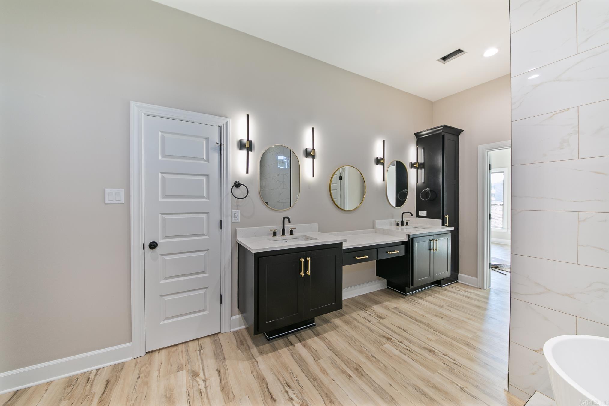GREYSTONE - Residential