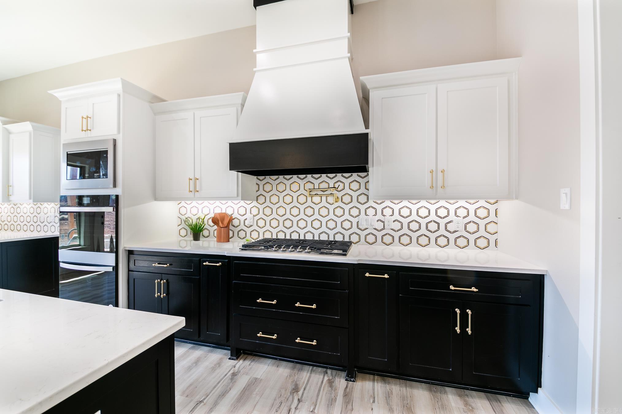 GREYSTONE - Residential