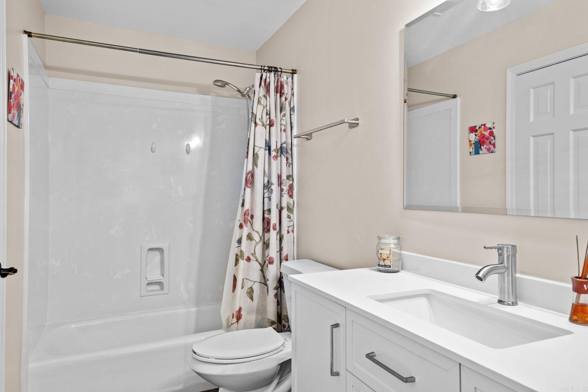 WINDSOR VALLEY ADDN - Residential