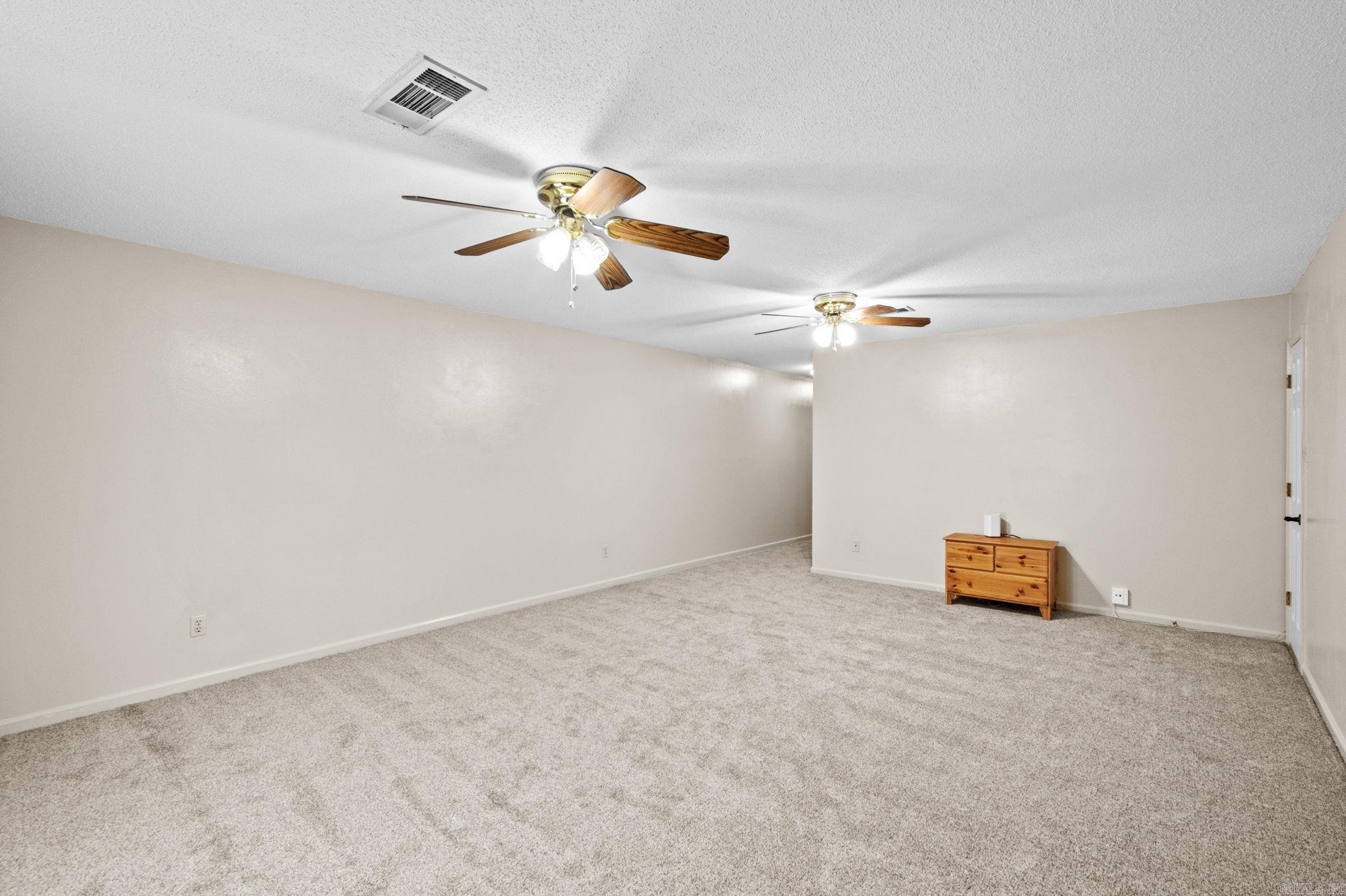 WINDSOR VALLEY ADDN - Residential