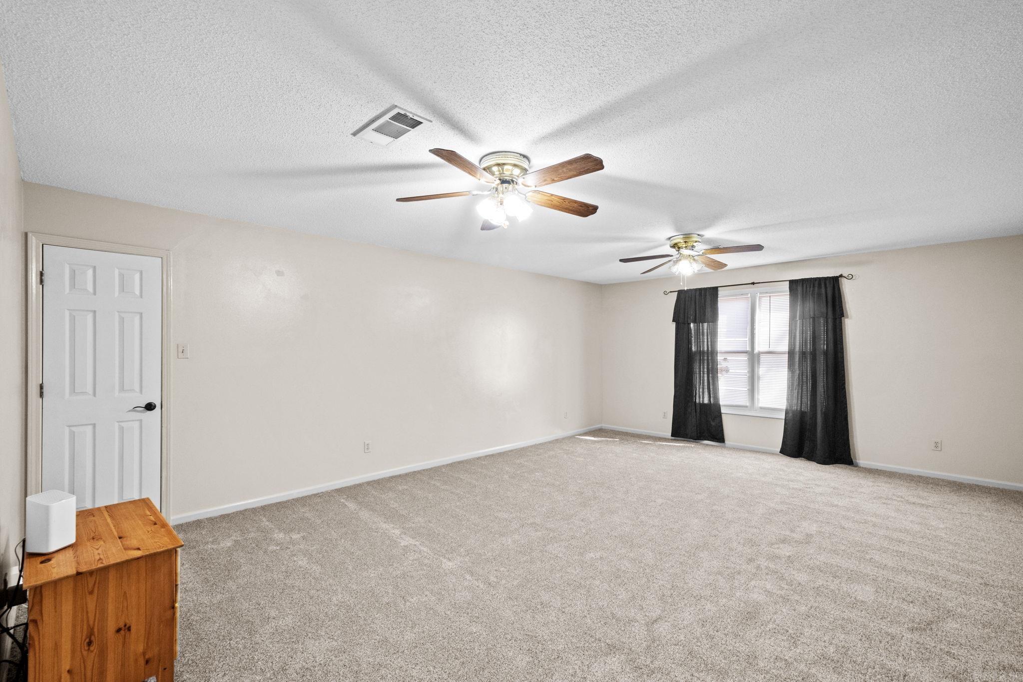 WINDSOR VALLEY ADDN - Residential