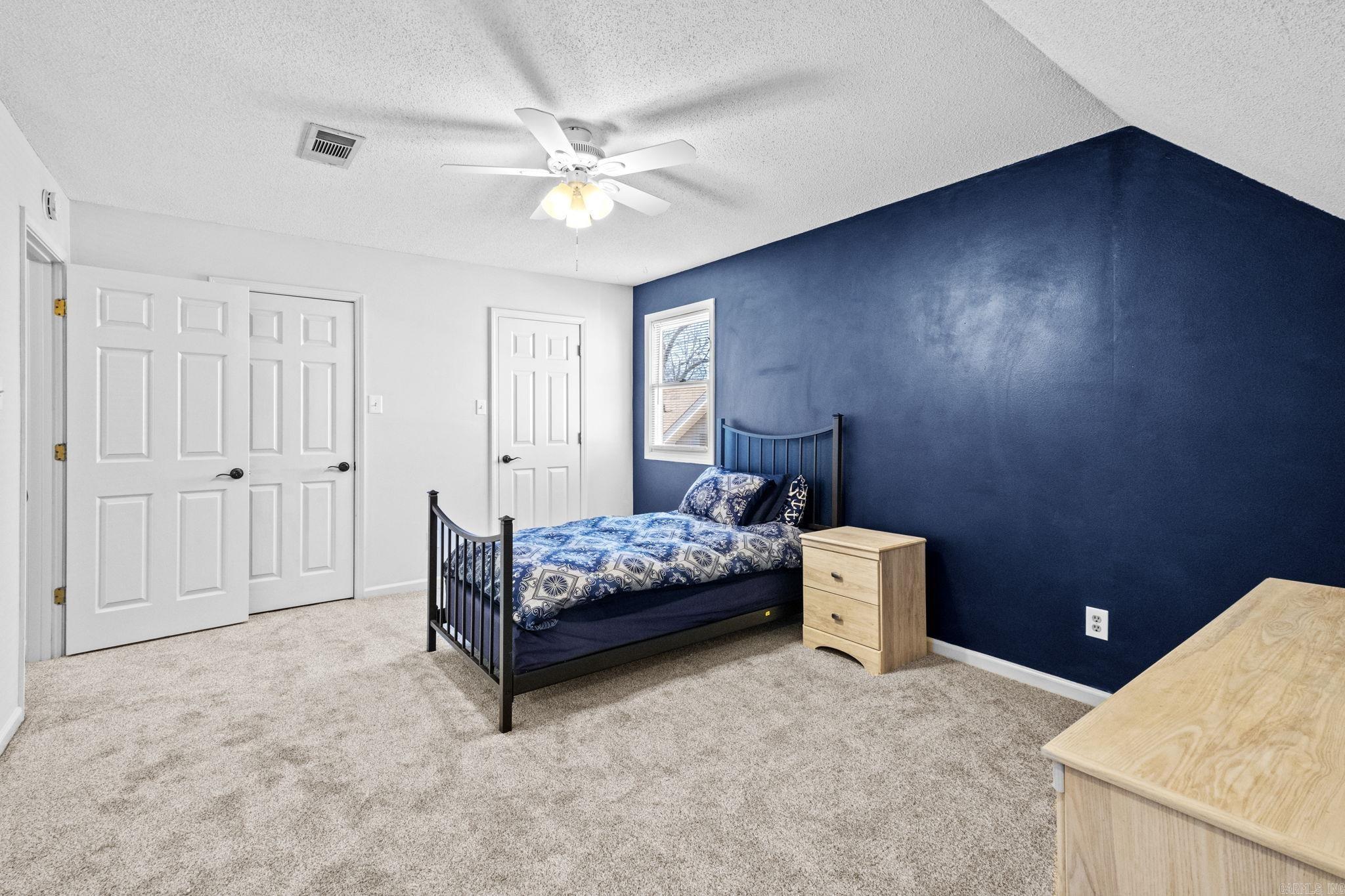 WINDSOR VALLEY ADDN - Residential