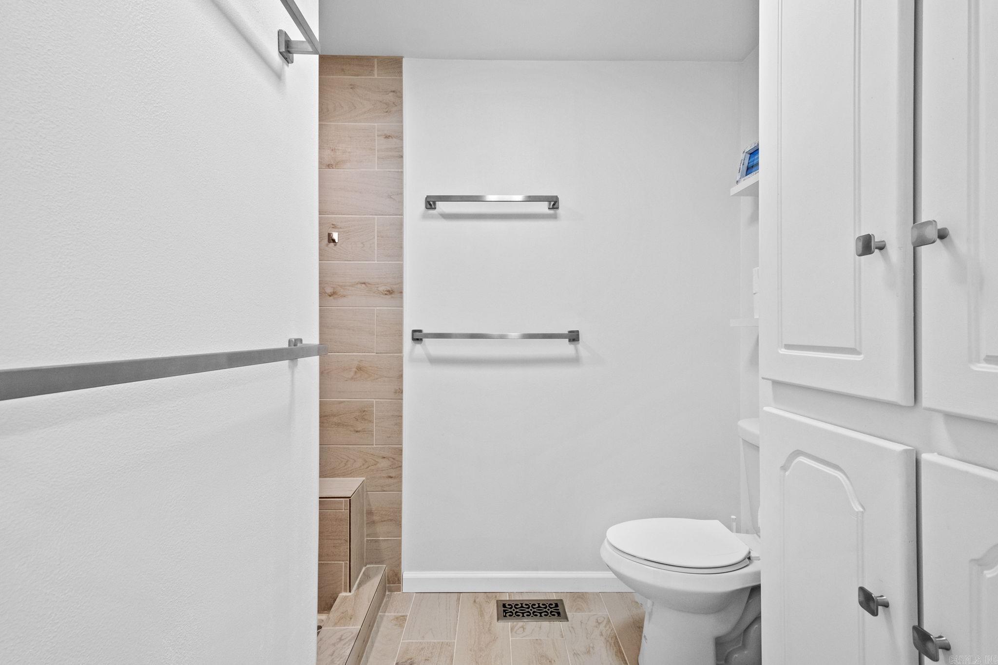 WINDSOR VALLEY ADDN - Residential