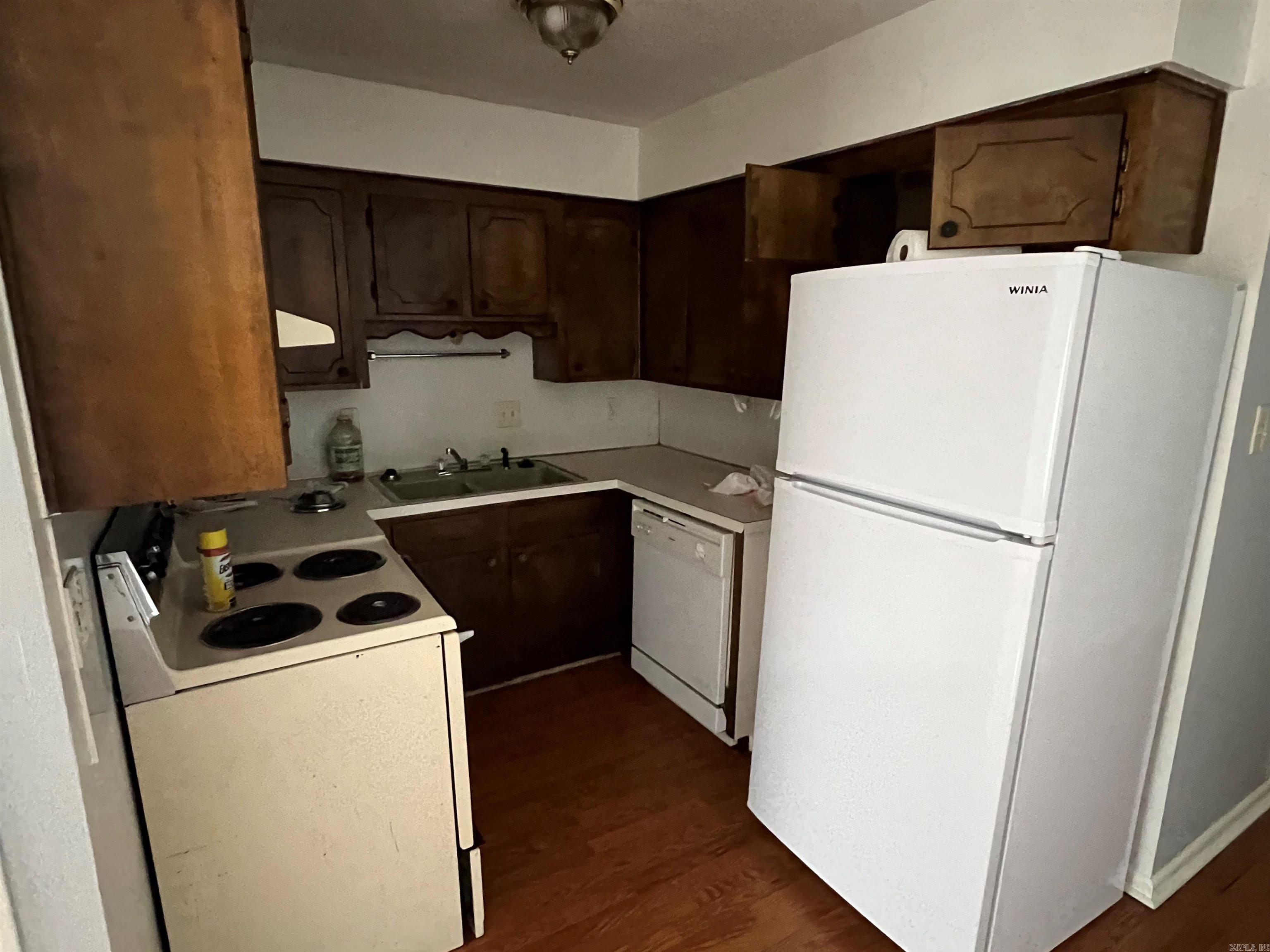 Taylor CH - Residential Lease