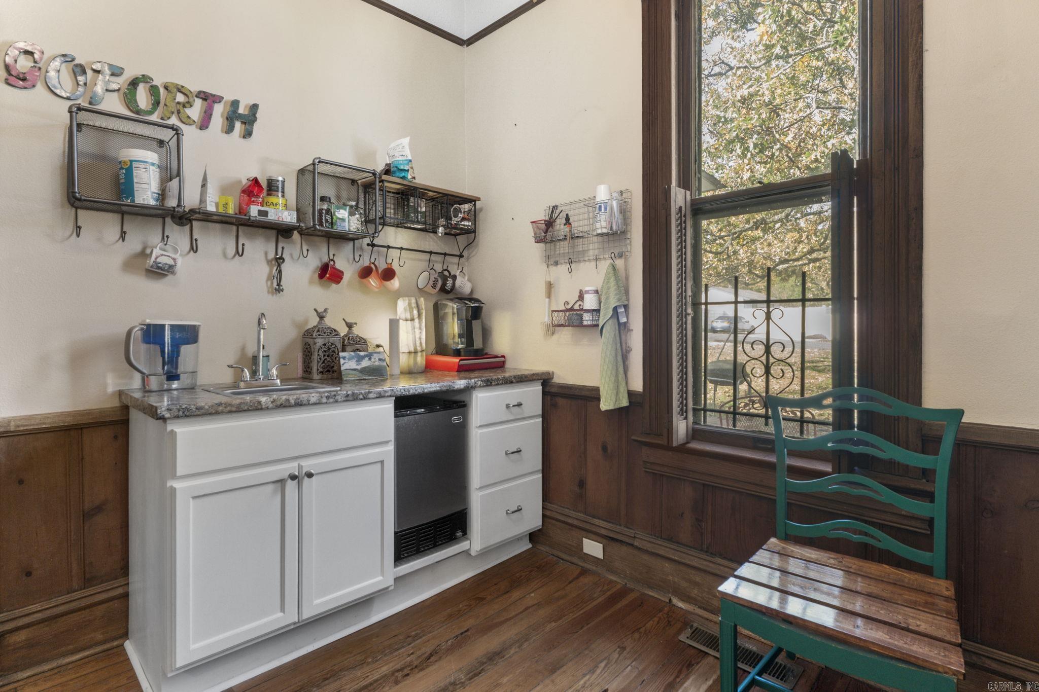 STIFFTS C S - Residential