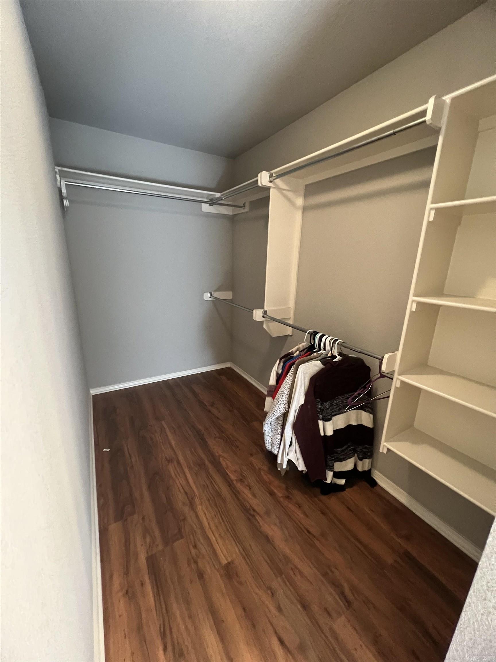 MEADOWS EDGE - Residential