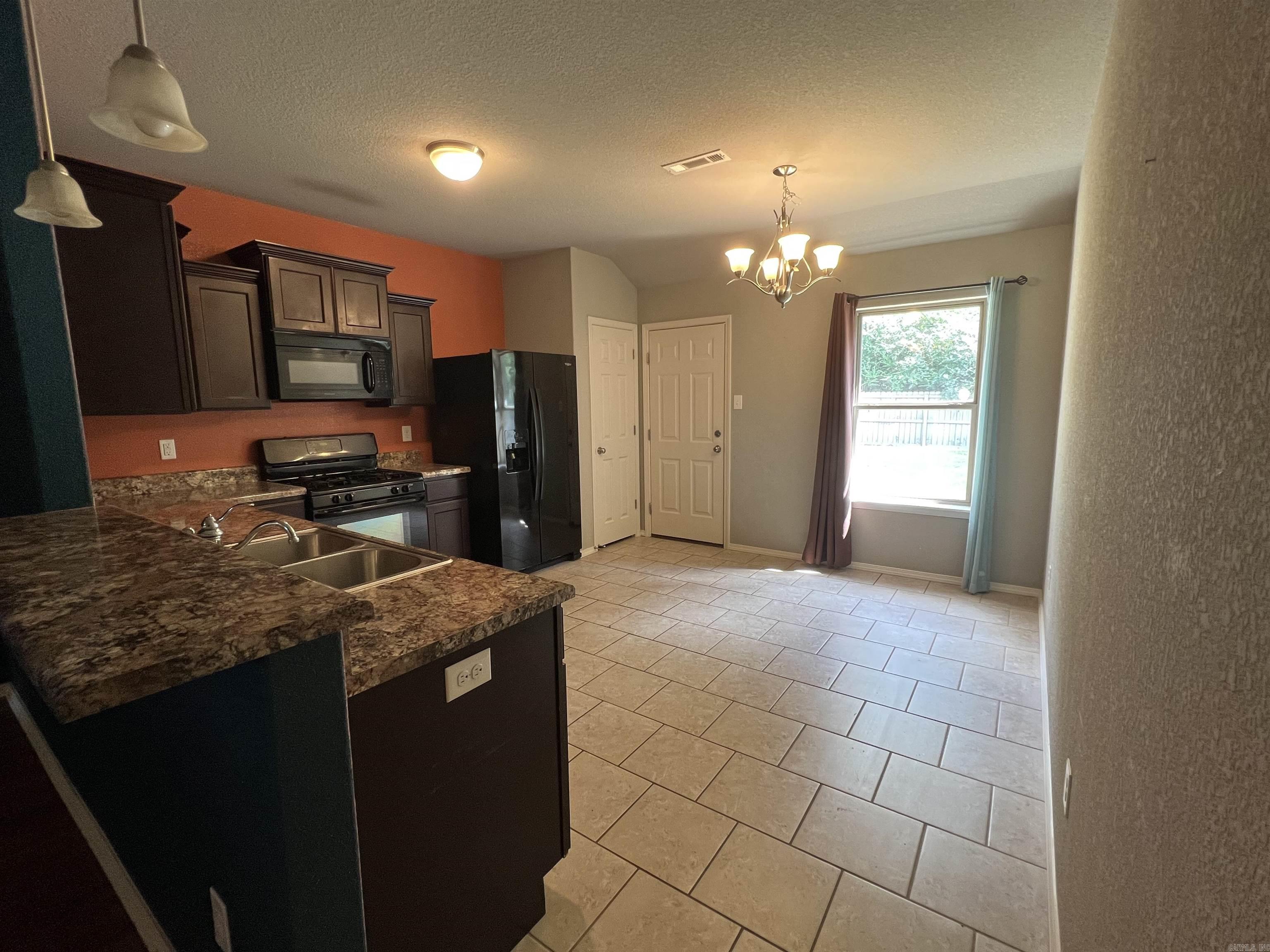 MEADOWS EDGE - Residential