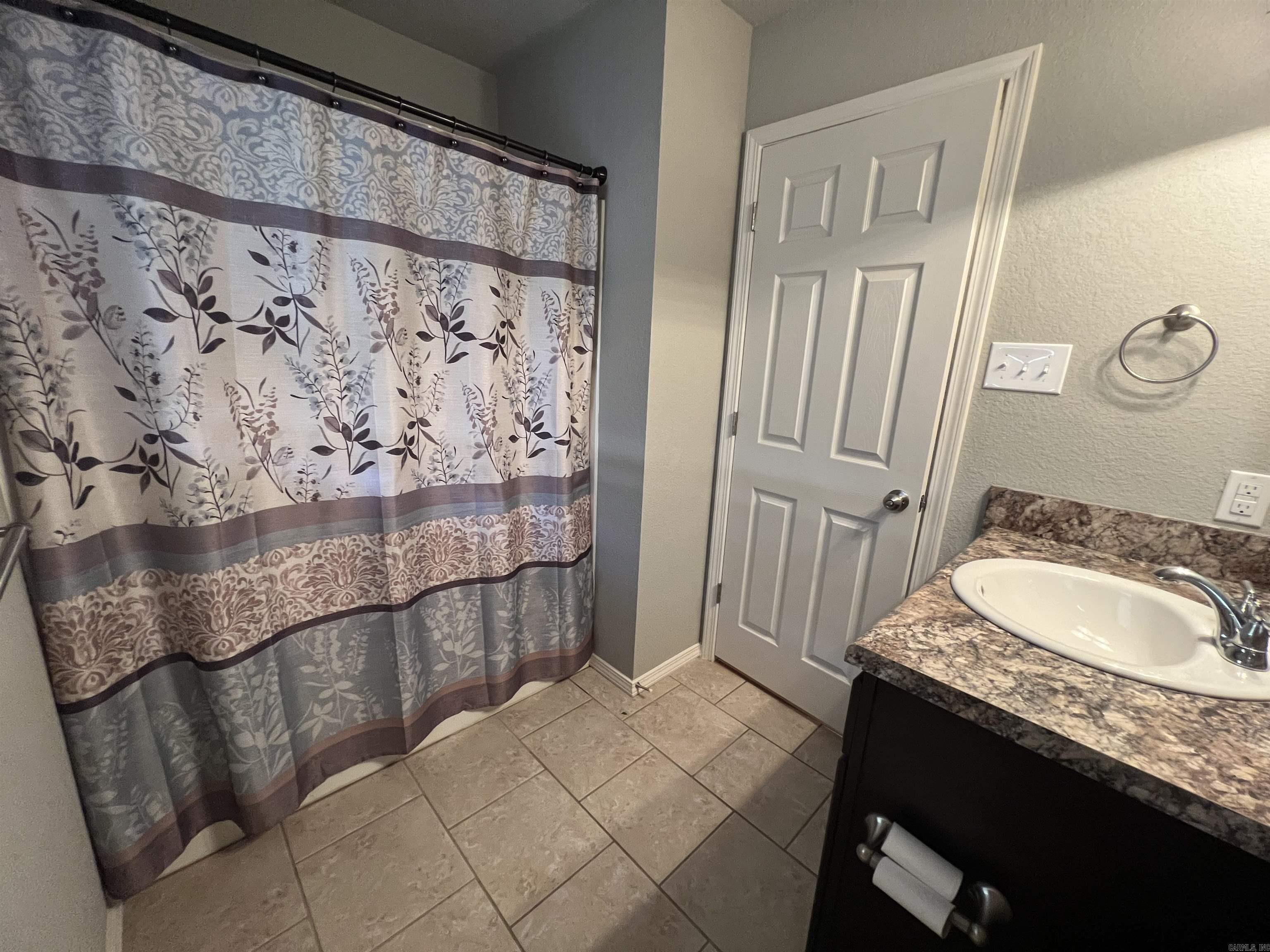 MEADOWS EDGE - Residential