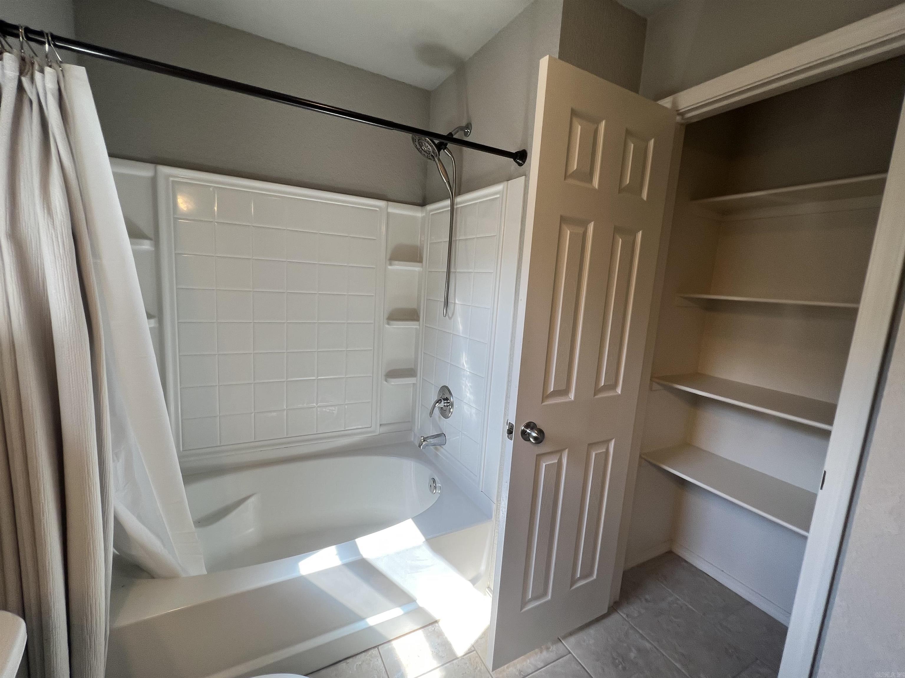 MEADOWS EDGE - Residential