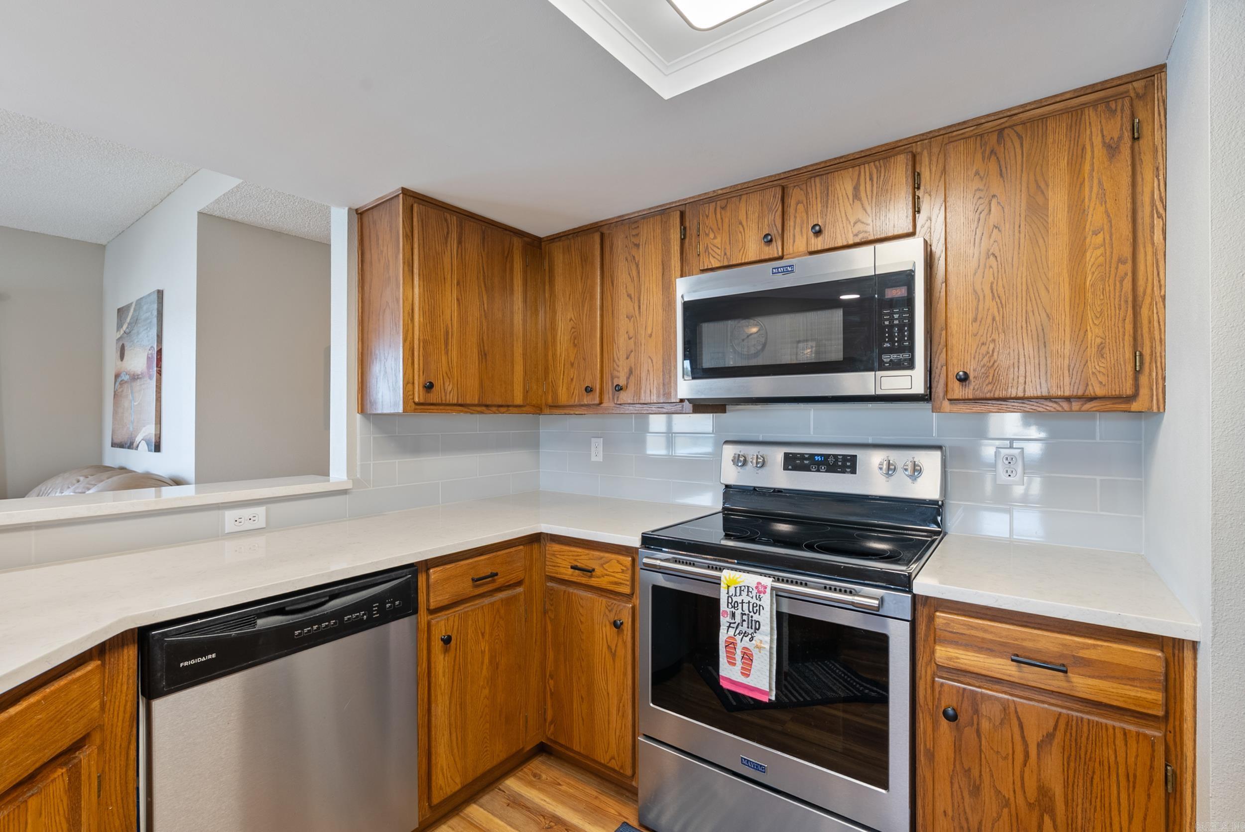 LAKE PORT HPR - Residential