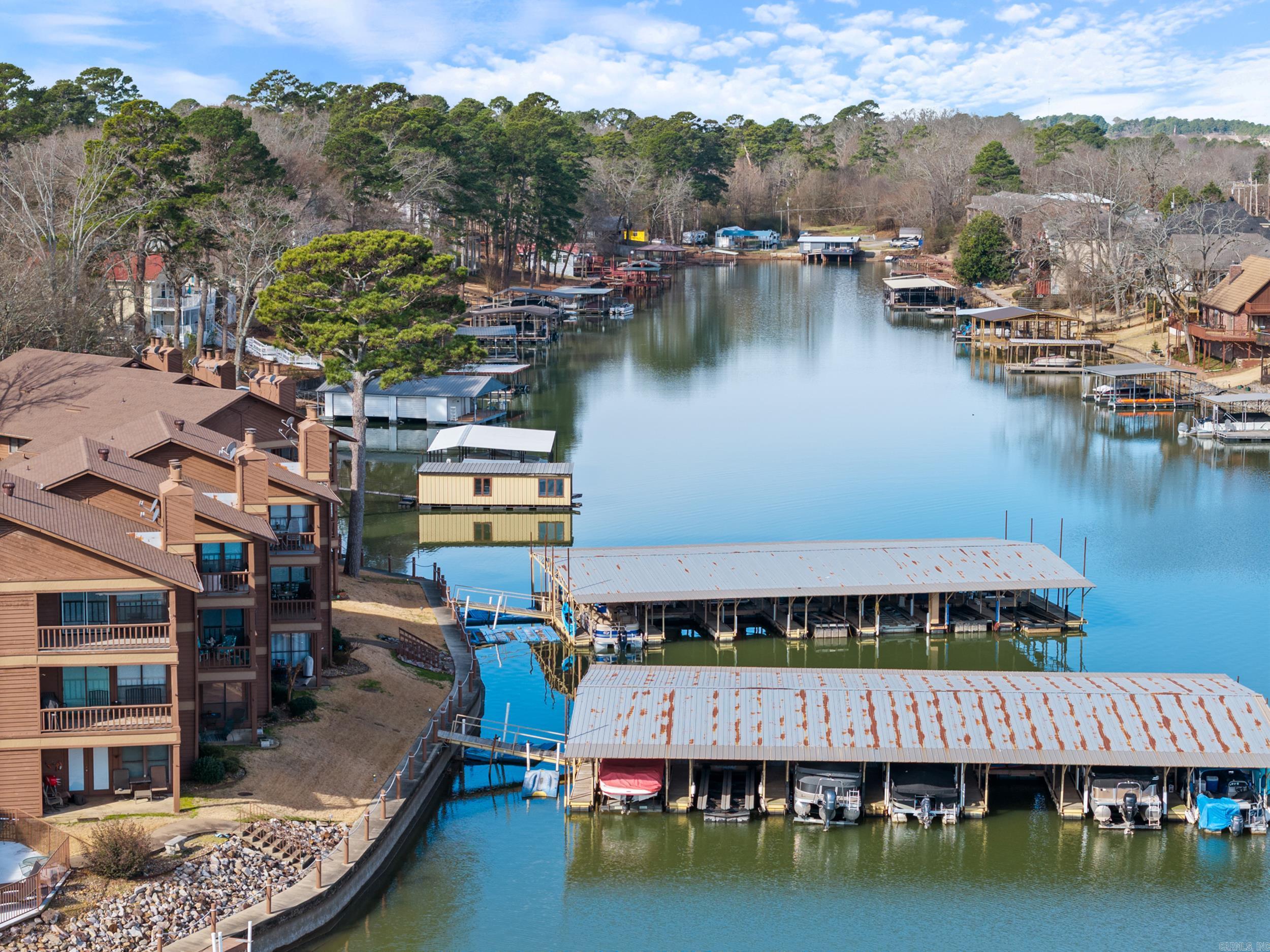 LAKE PORT HPR - Residential