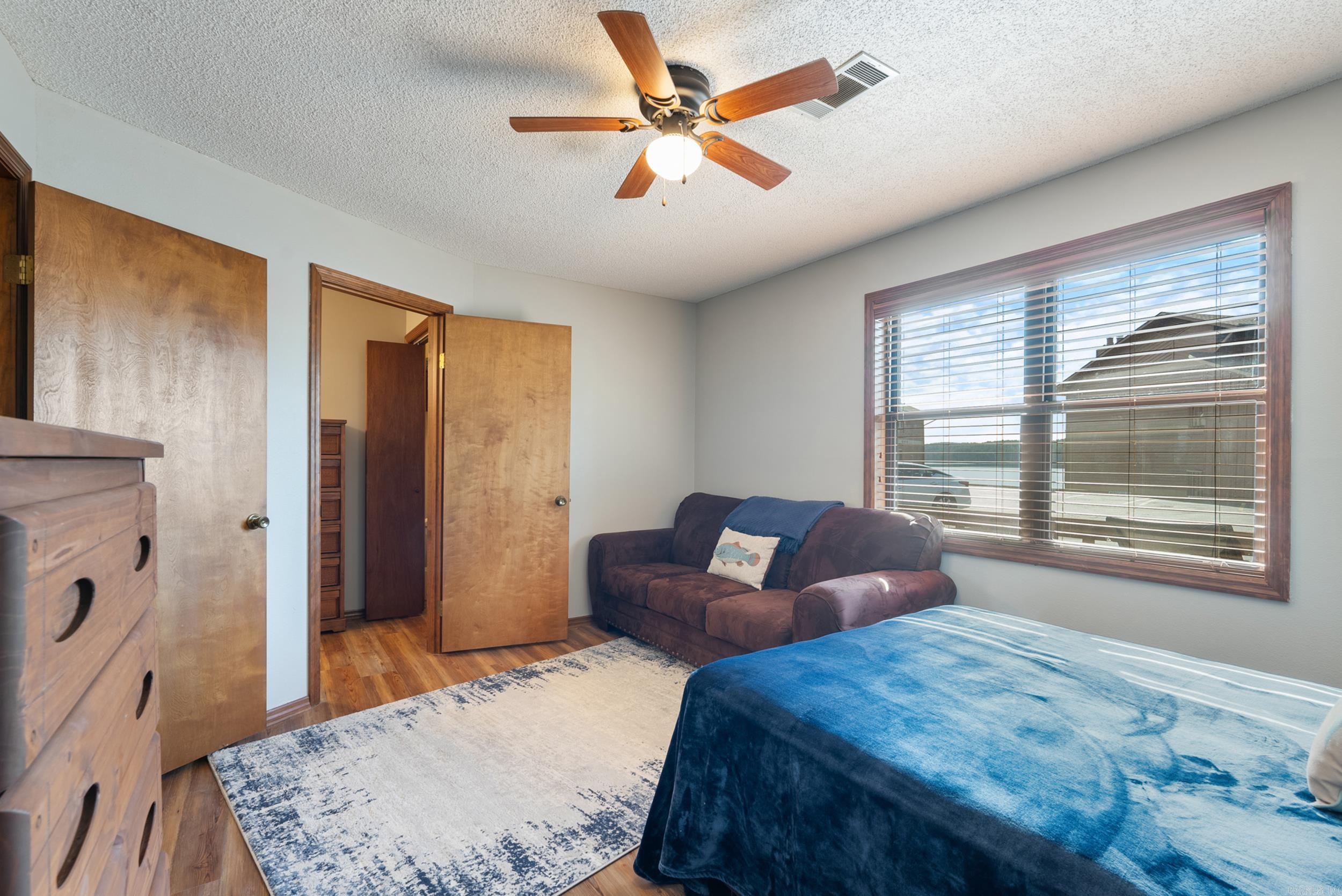 LAKE PORT HPR - Residential