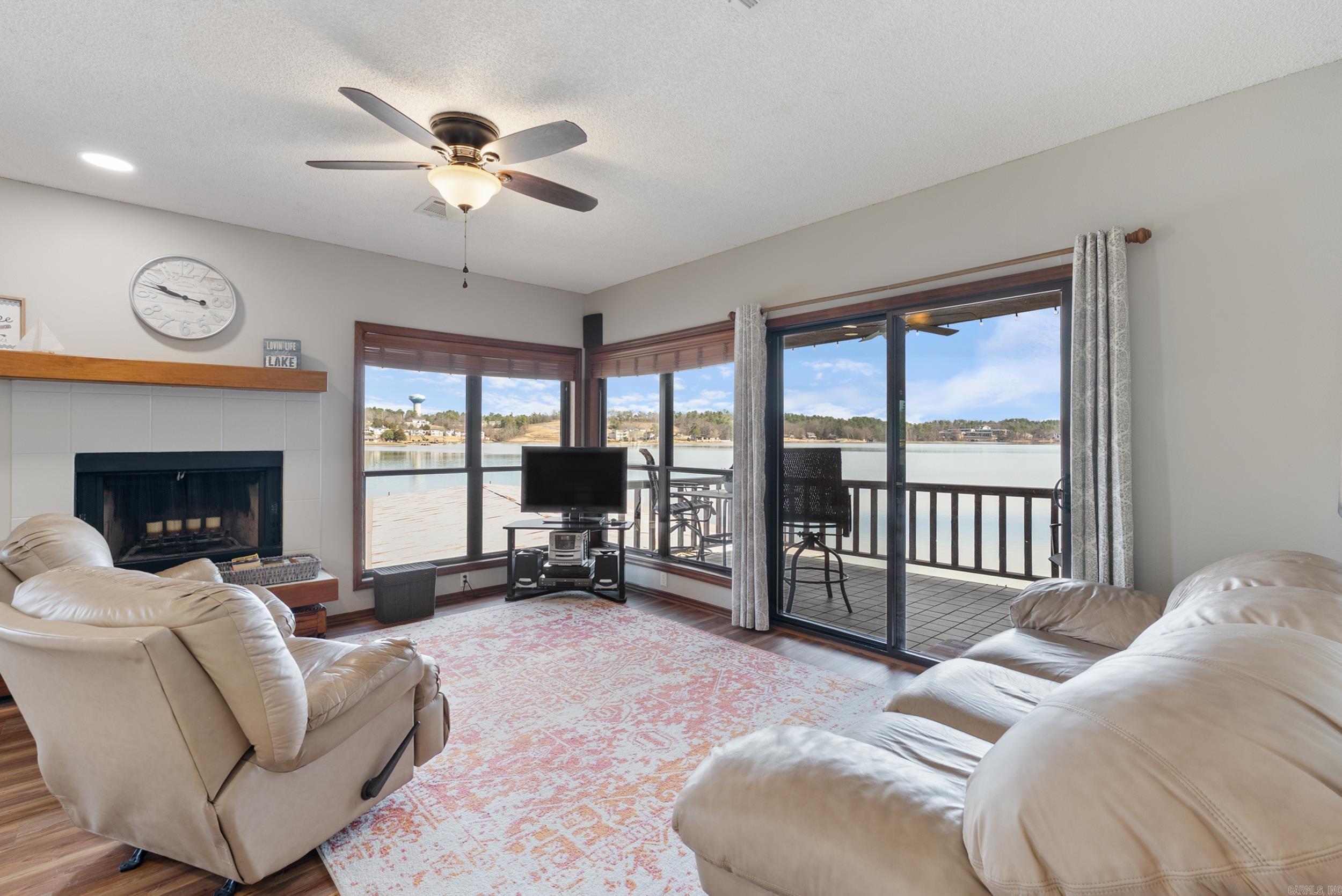 LAKE PORT HPR - Residential