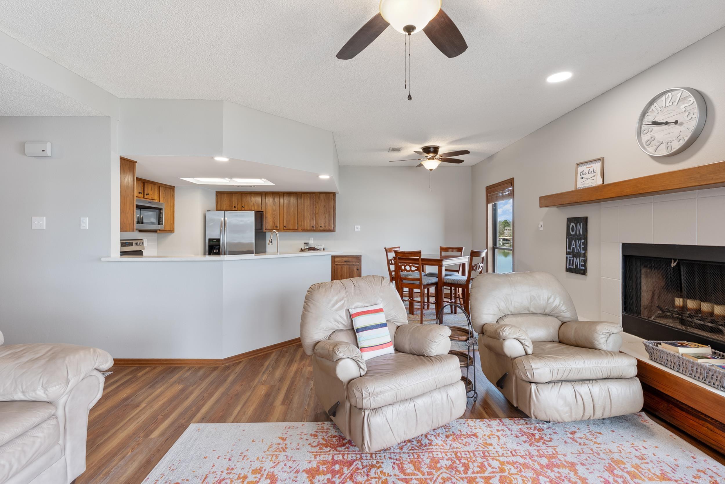 LAKE PORT HPR - Residential