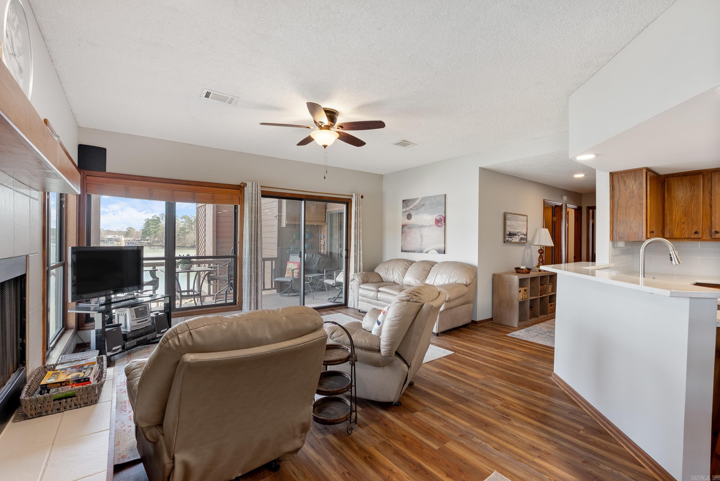 LAKE PORT HPR - Residential