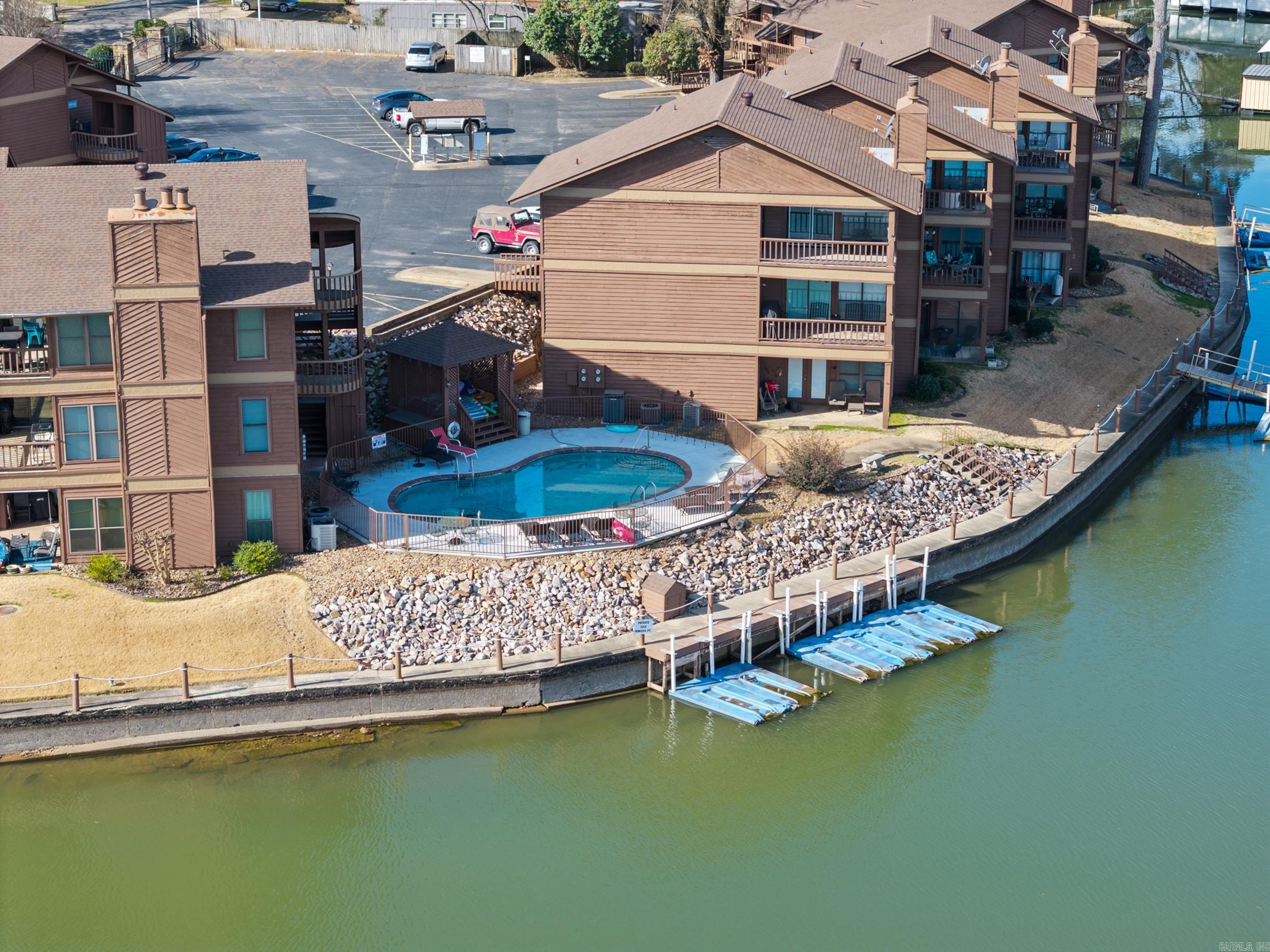 LAKE PORT HPR - Residential