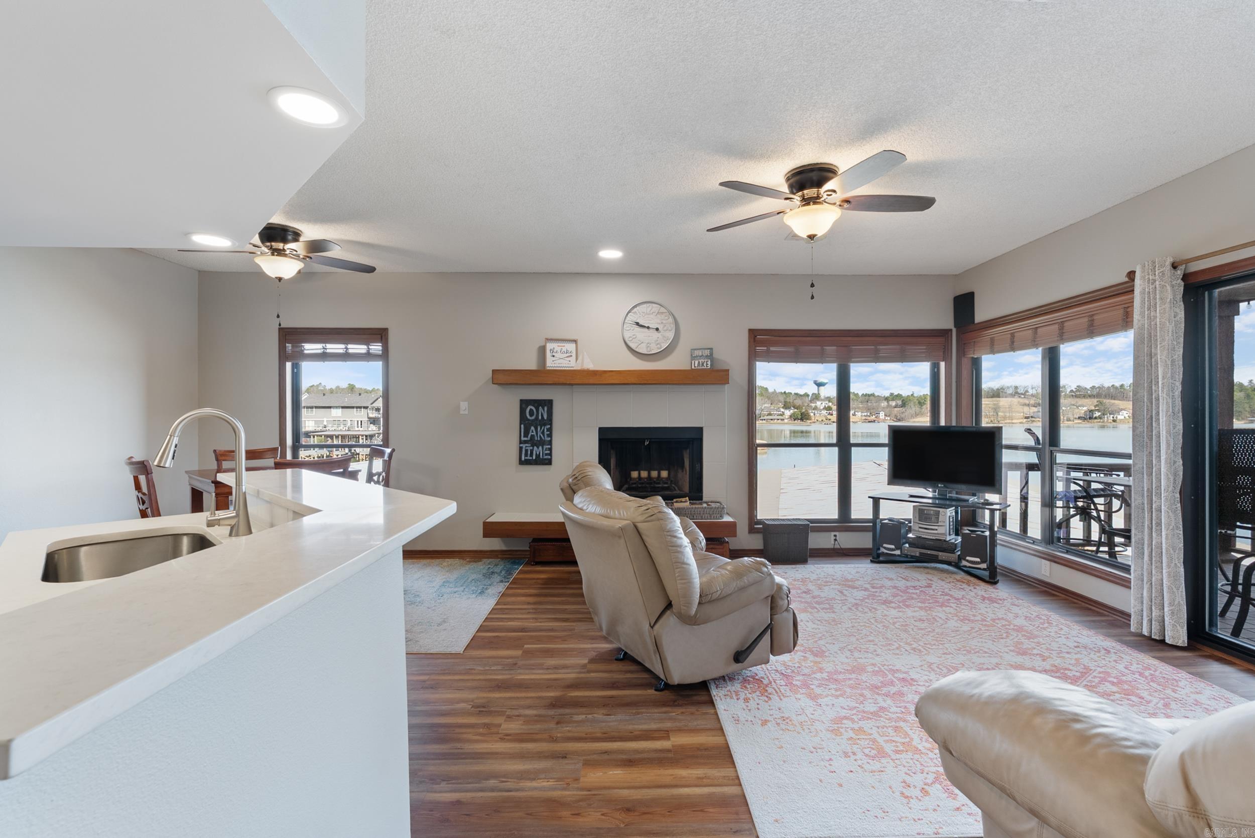 LAKE PORT HPR - Residential